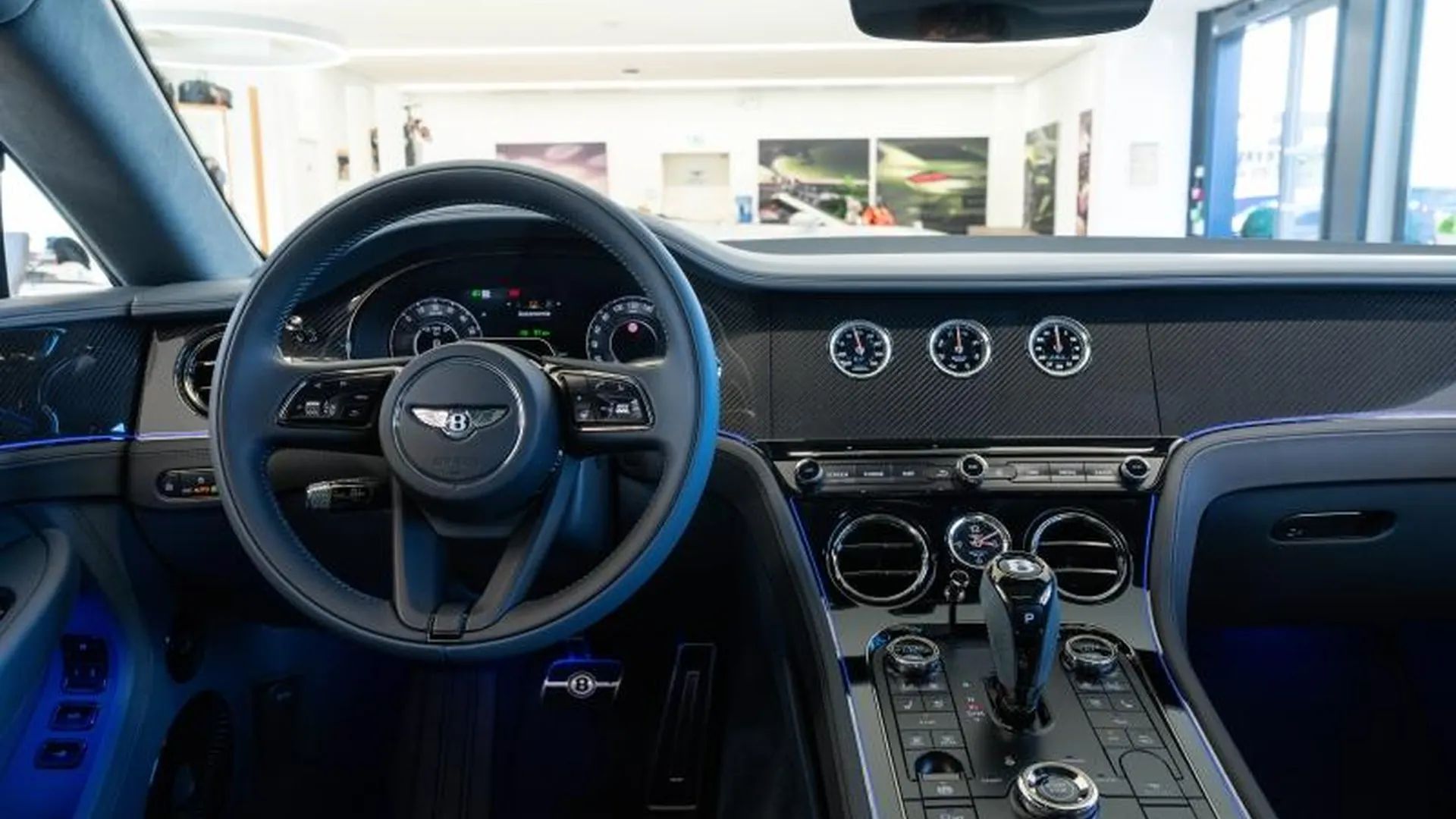 Bentley CONTINENTAL GT V8 HYBRID S — photo 11