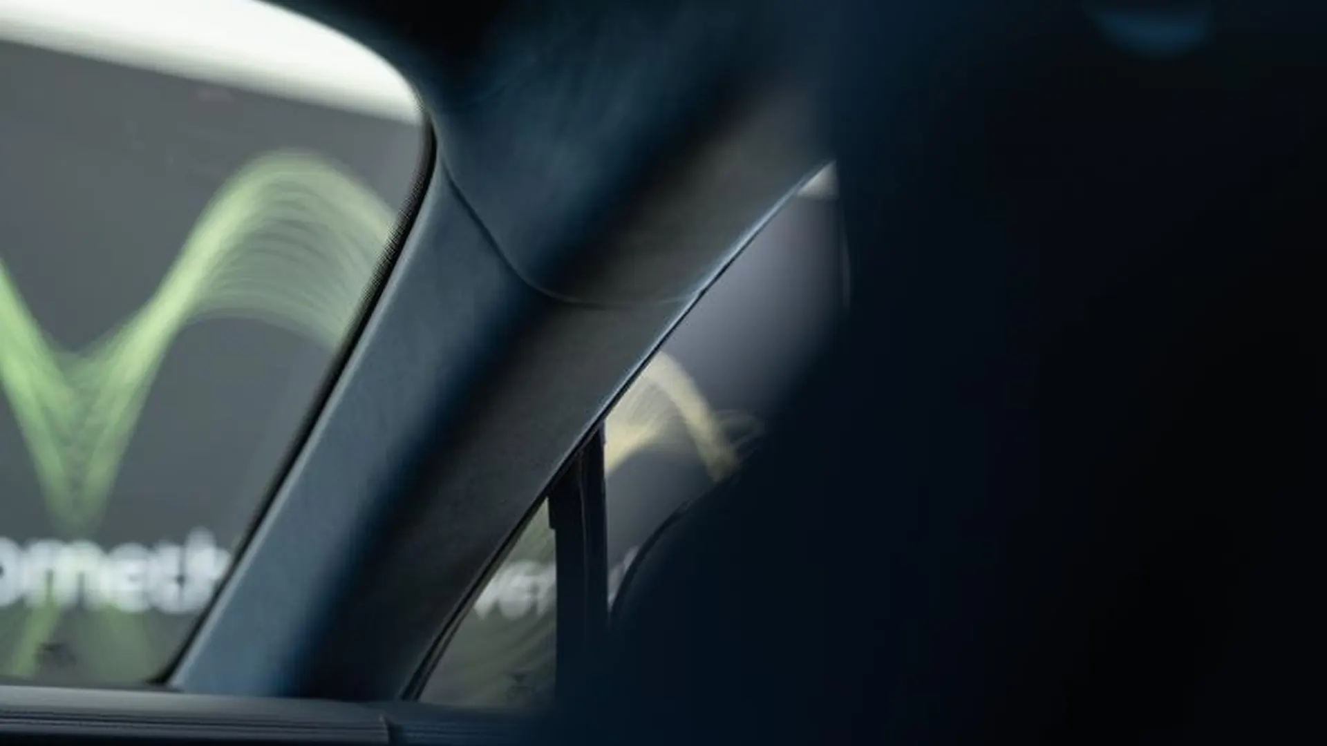 Bentley CONTINENTAL GT V8 HYBRID S — photo 25