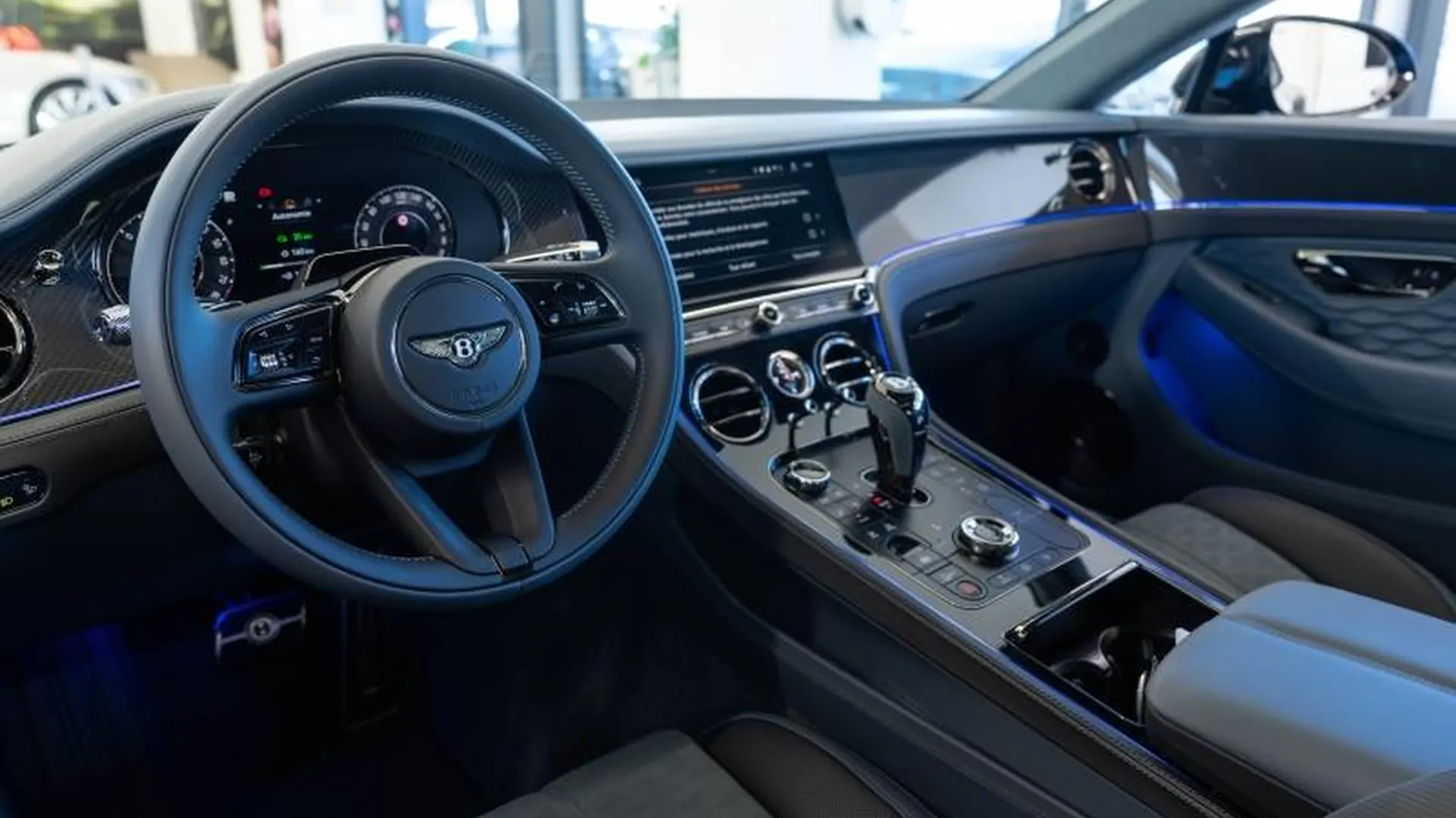 Bentley CONTINENTAL GT V8 HYBRID S — photo 10