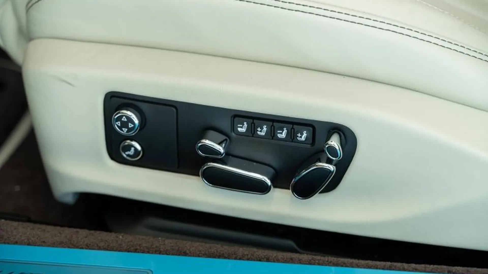 Bentley CONTINENTAL GT CABRIOLET — photo 18