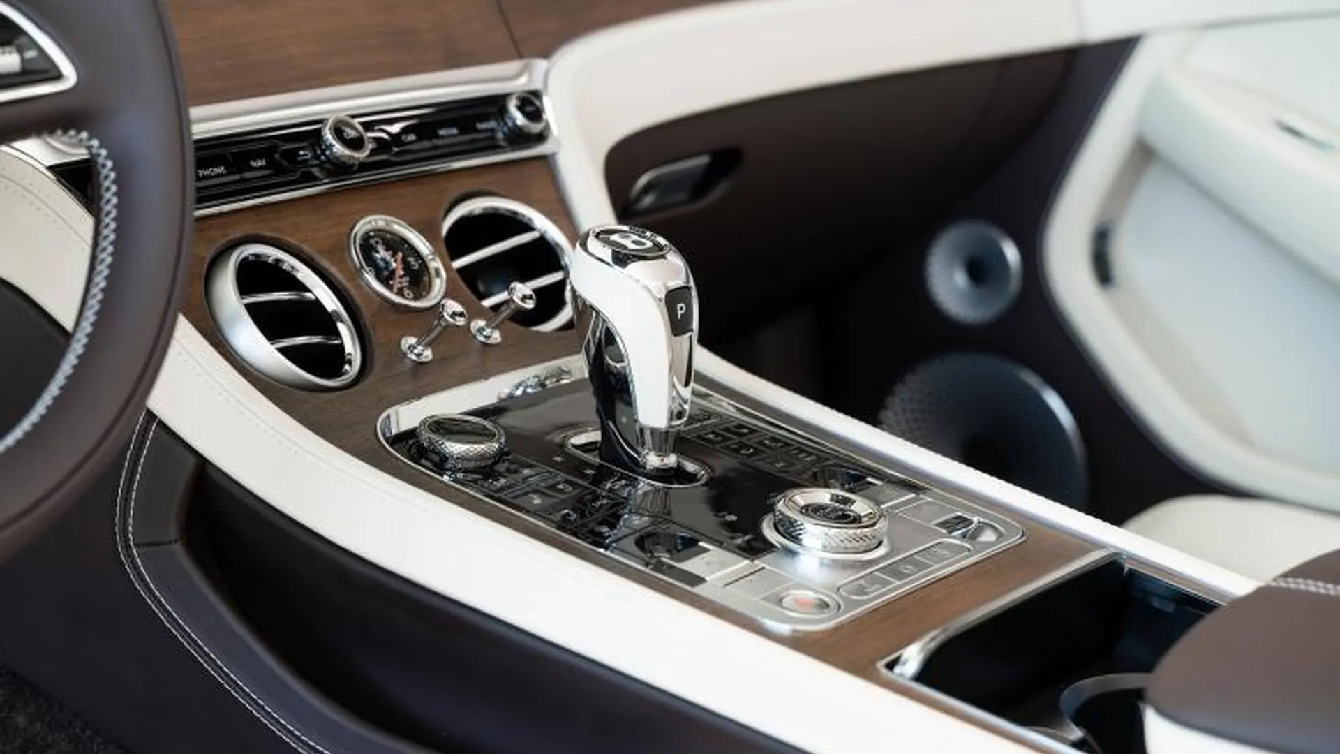 Bentley CONTINENTAL GT CABRIOLET — photo 22