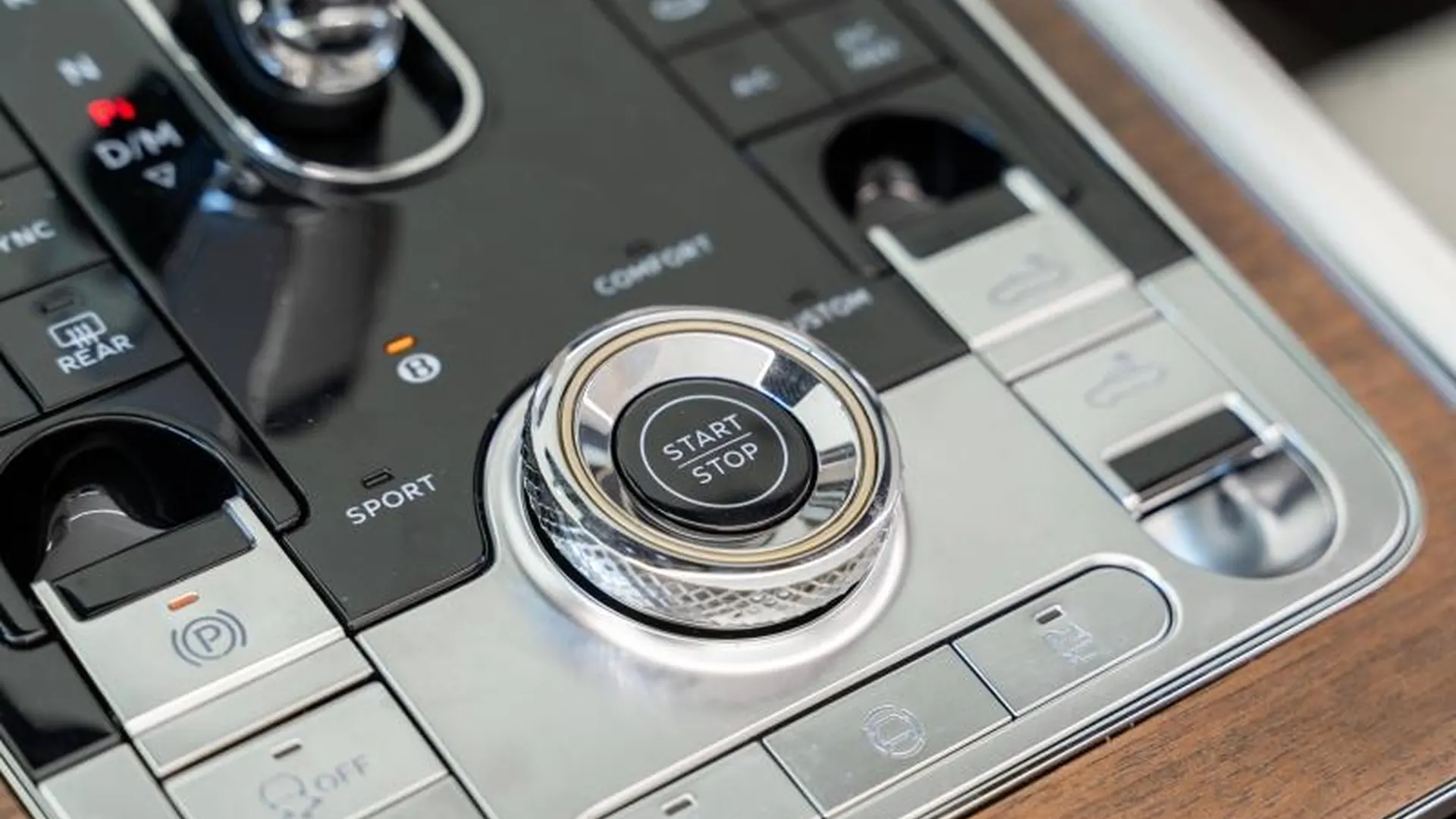 Bentley CONTINENTAL GT CABRIOLET — photo 29