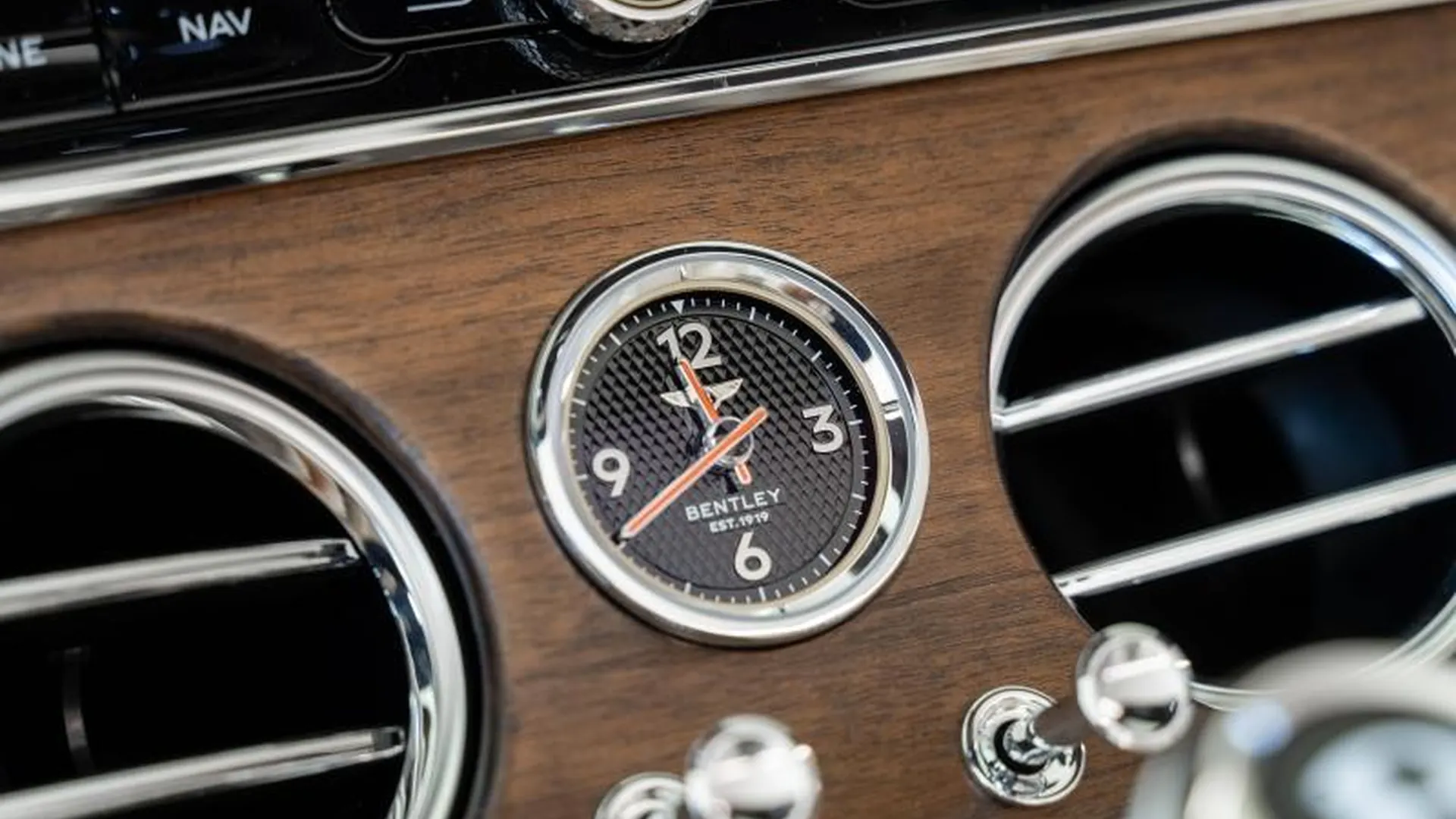 Bentley CONTINENTAL GT CABRIOLET — photo 31