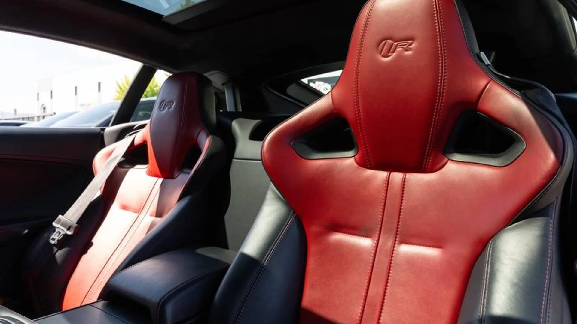 Jaguar F-Type — photo 9