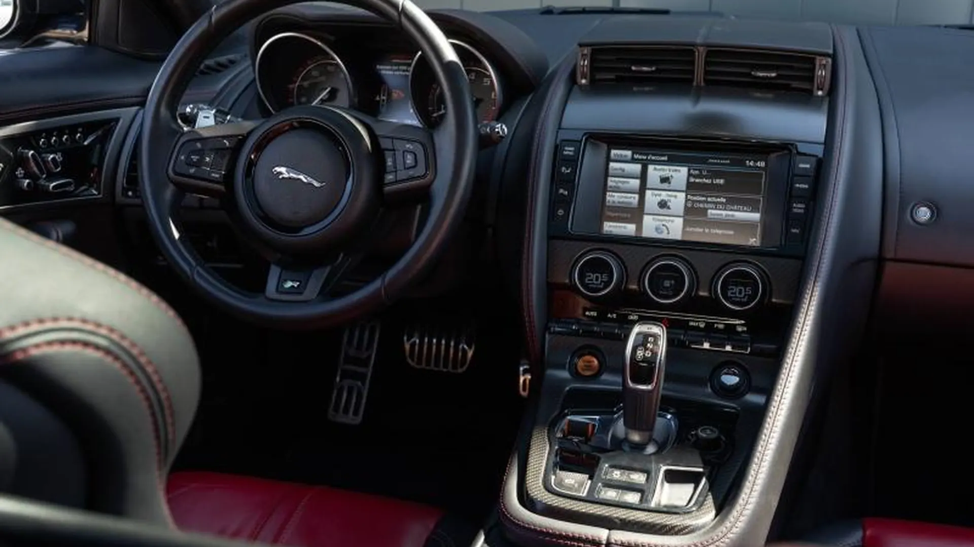 Jaguar F-Type — photo 10