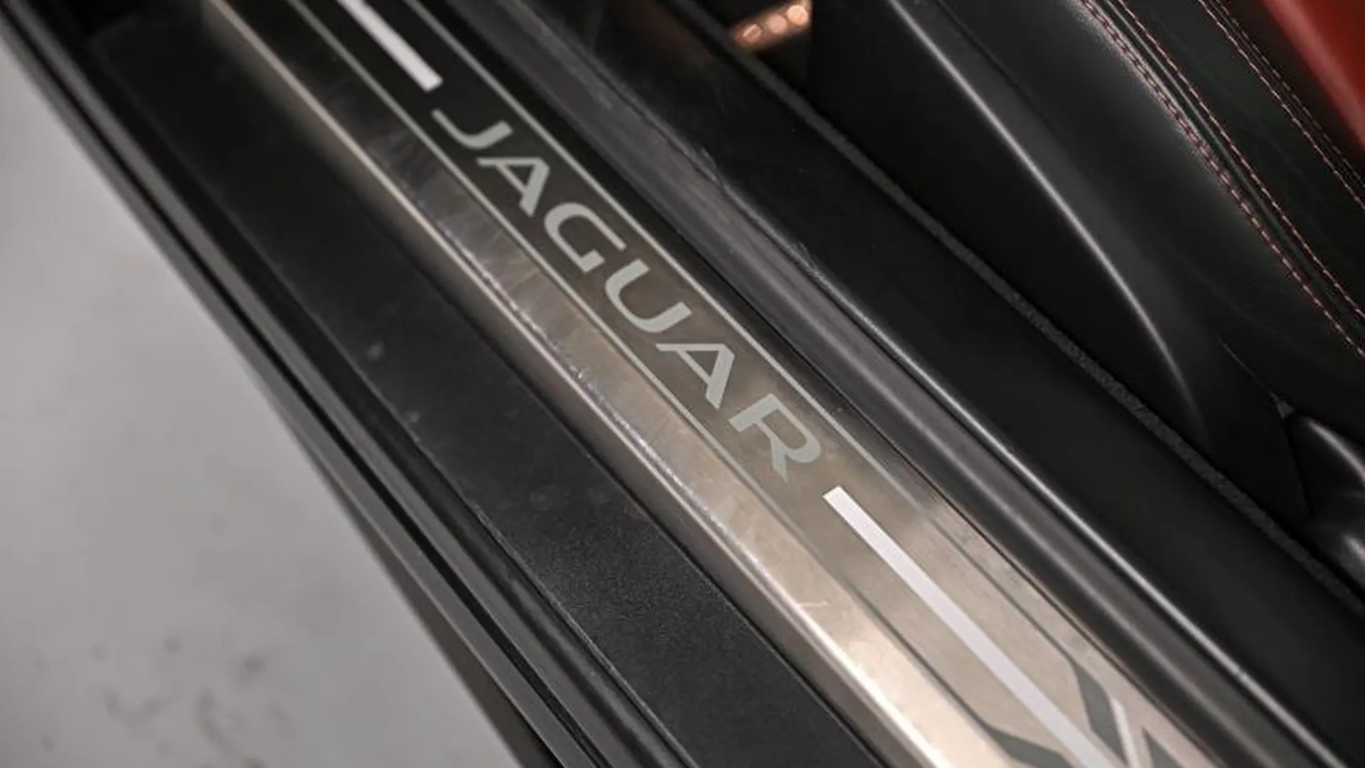 Jaguar F-Type Coupe — photo 24
