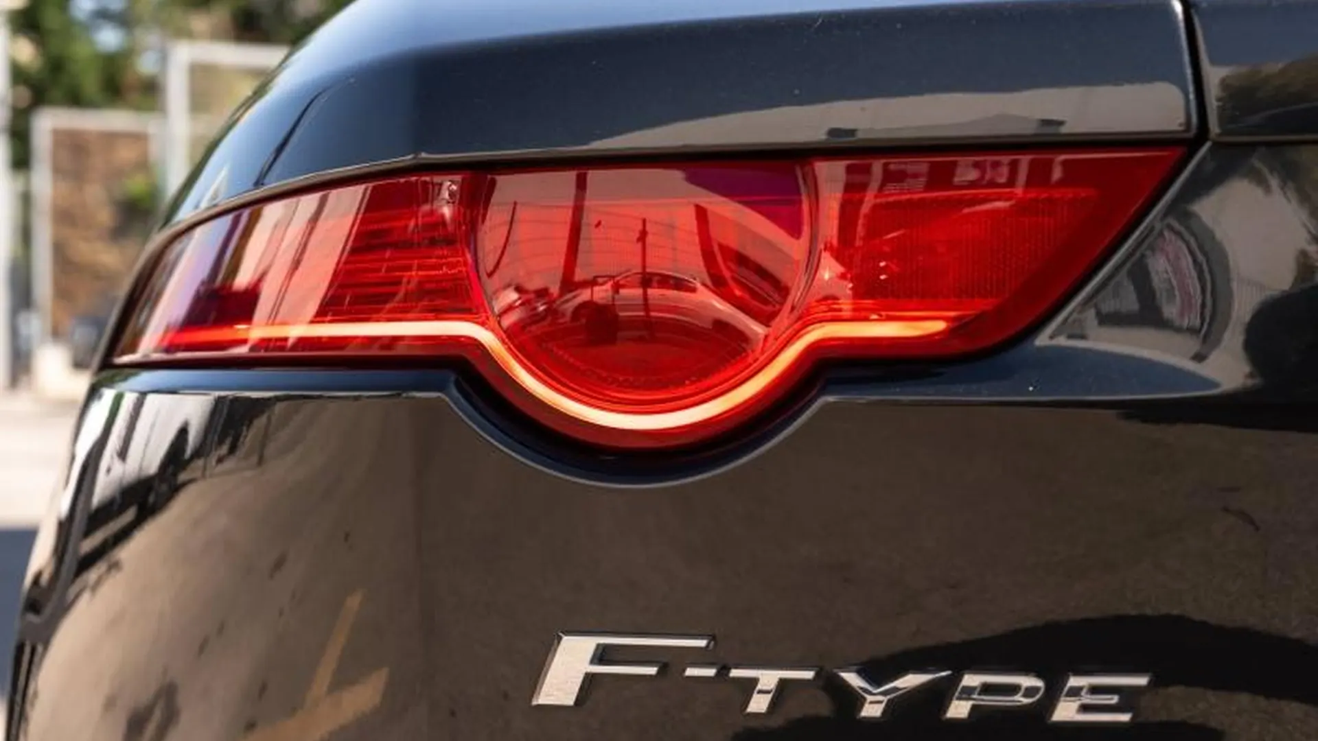 Jaguar F-Type — photo 21