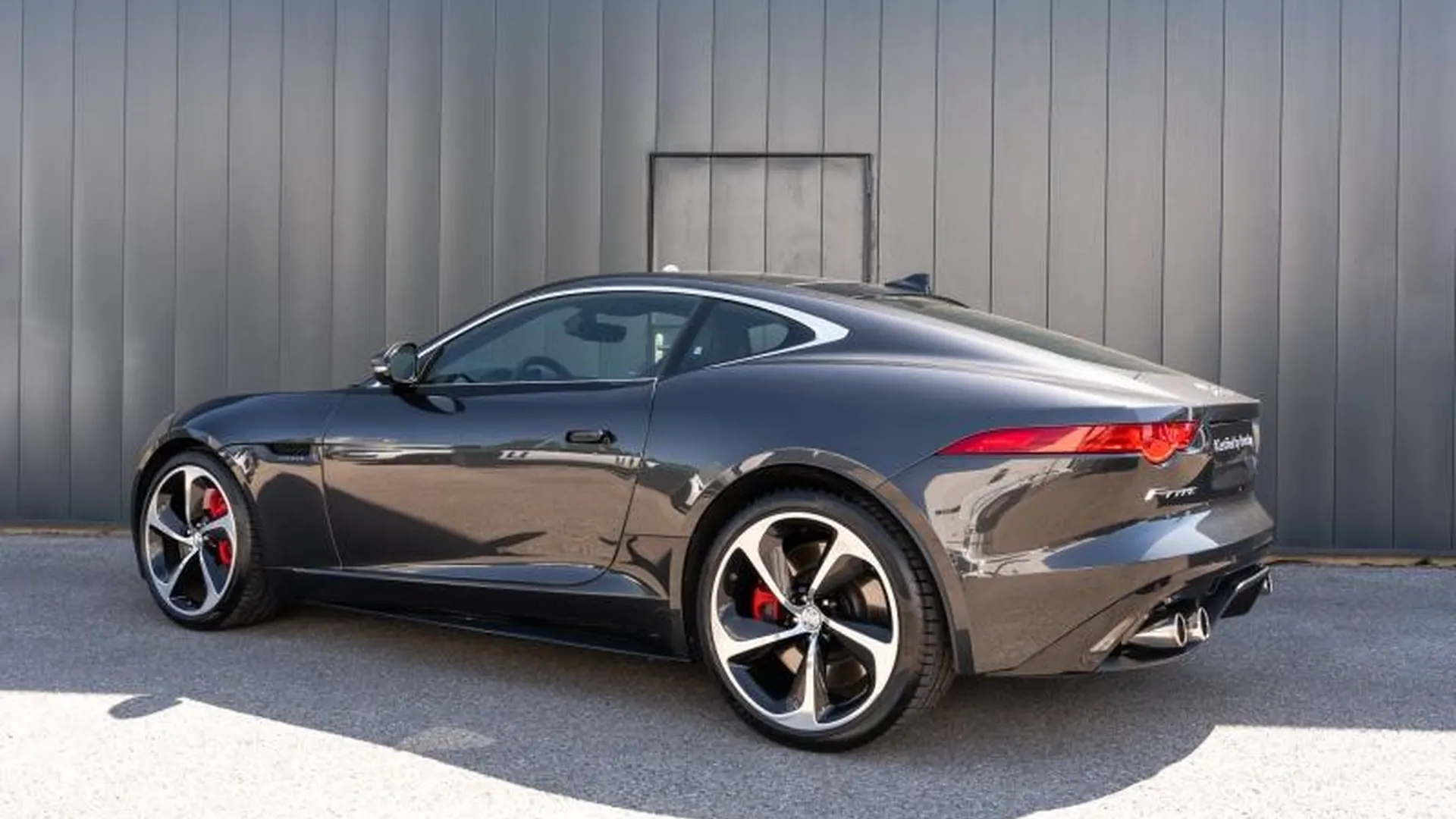 Jaguar F-Type — photo 2