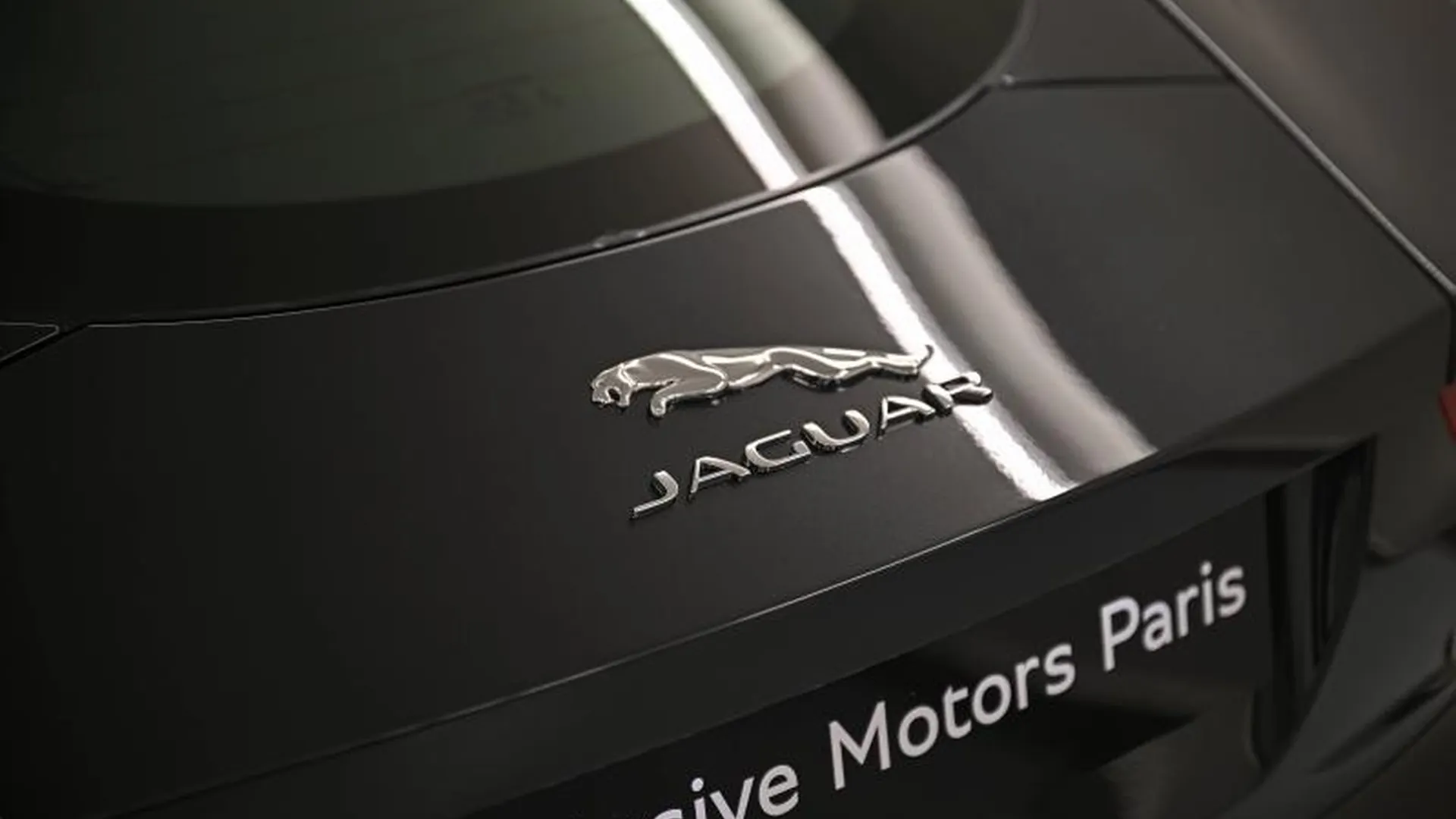 Jaguar F-Type Coupe — photo 10