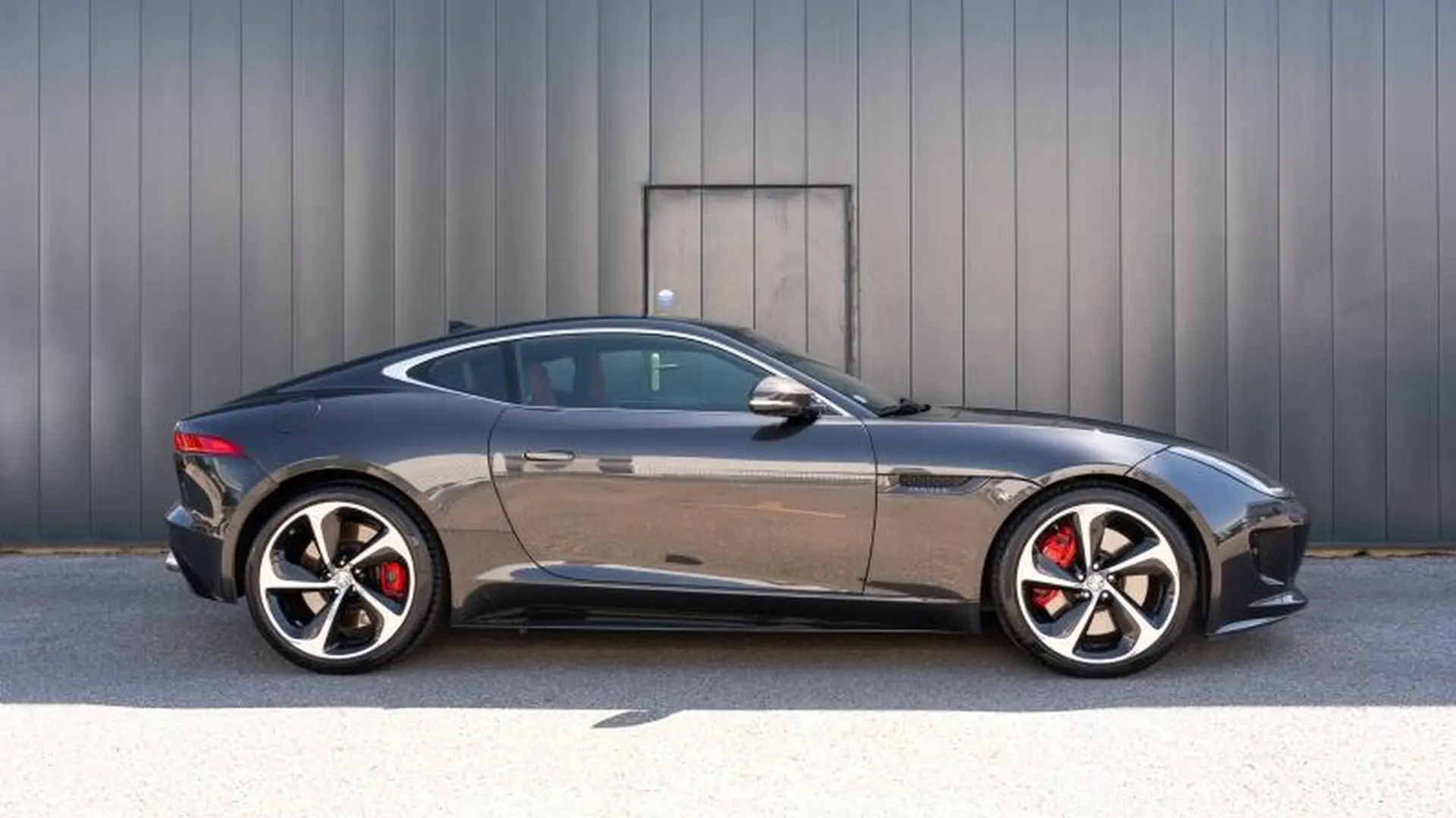 Jaguar F-Type — photo 3