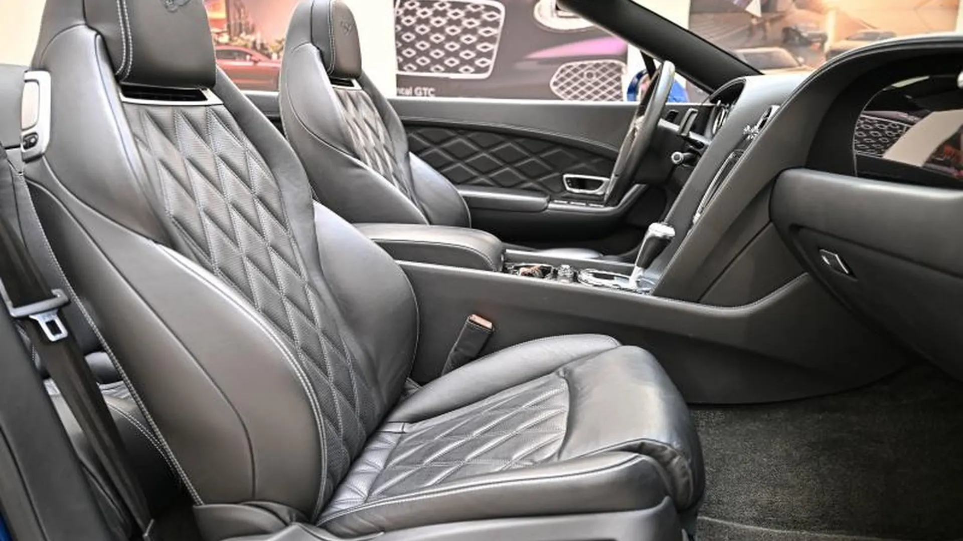 Bentley Continental GTC — photo 14