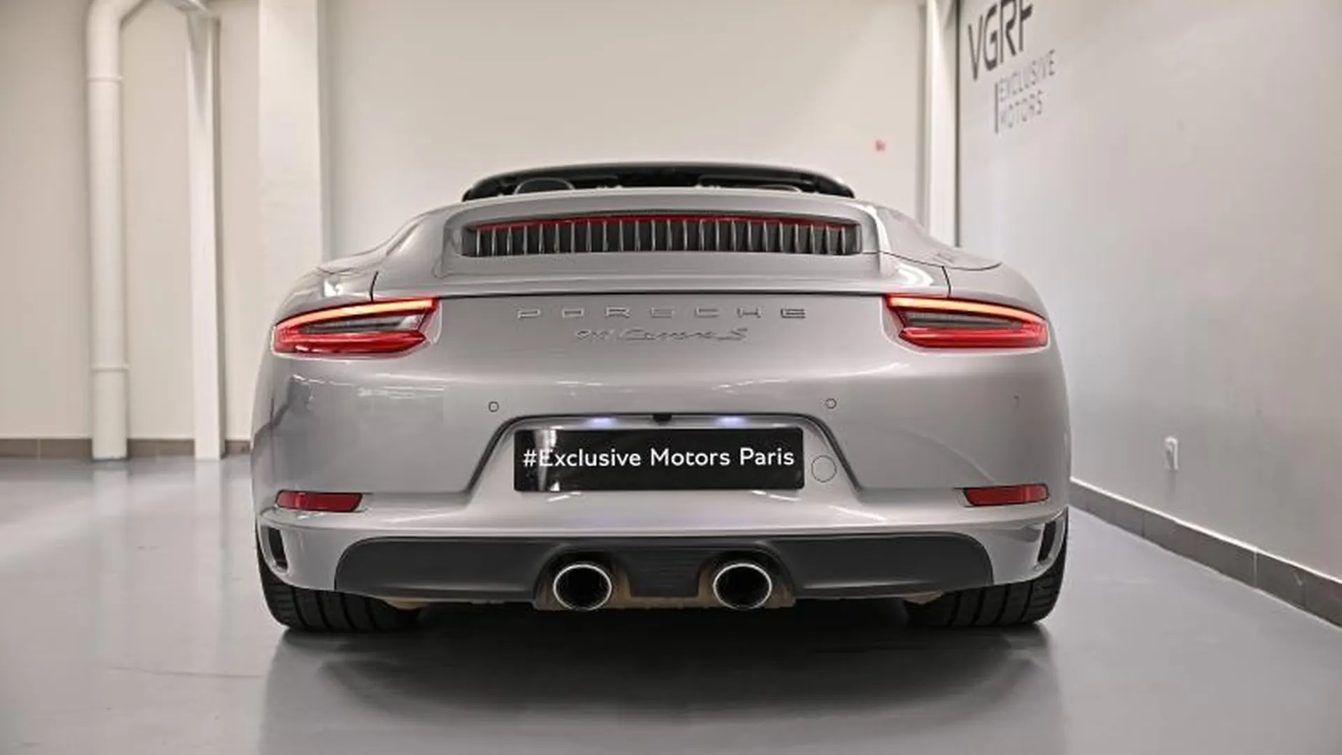 Porsche 911 Cabriolet — photo 7