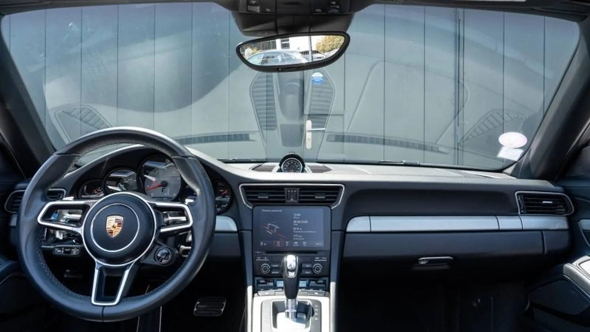 Porsche 991 — photo 15