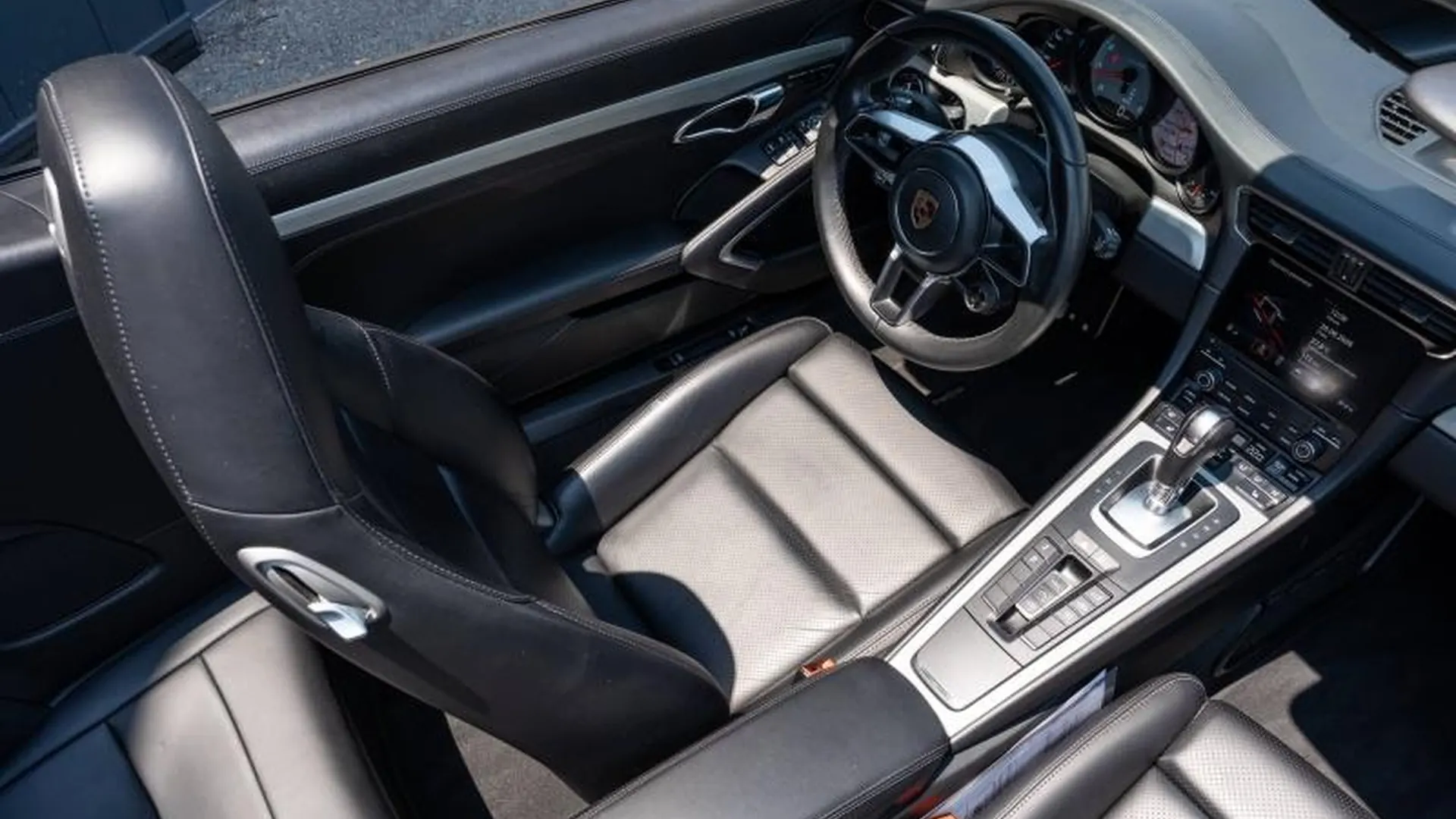 Porsche 991 — photo 14