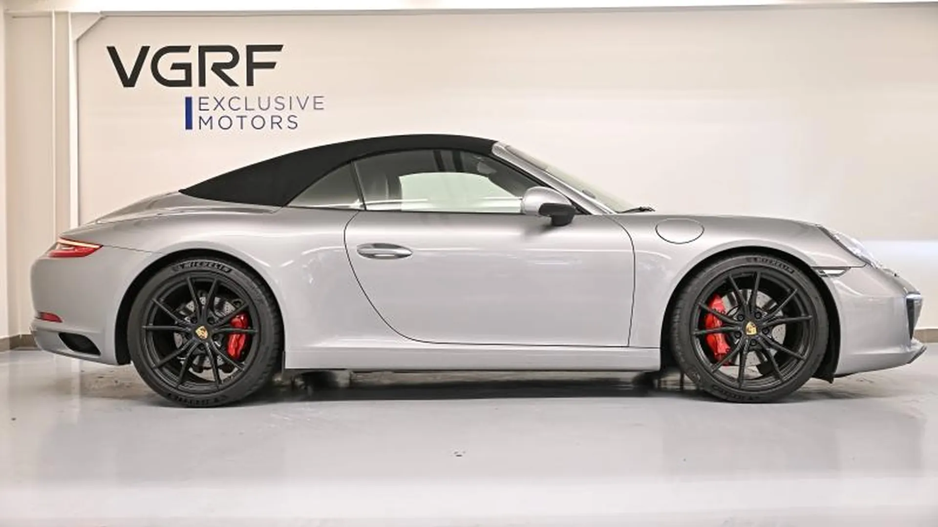 Porsche 911 Cabriolet — photo 4