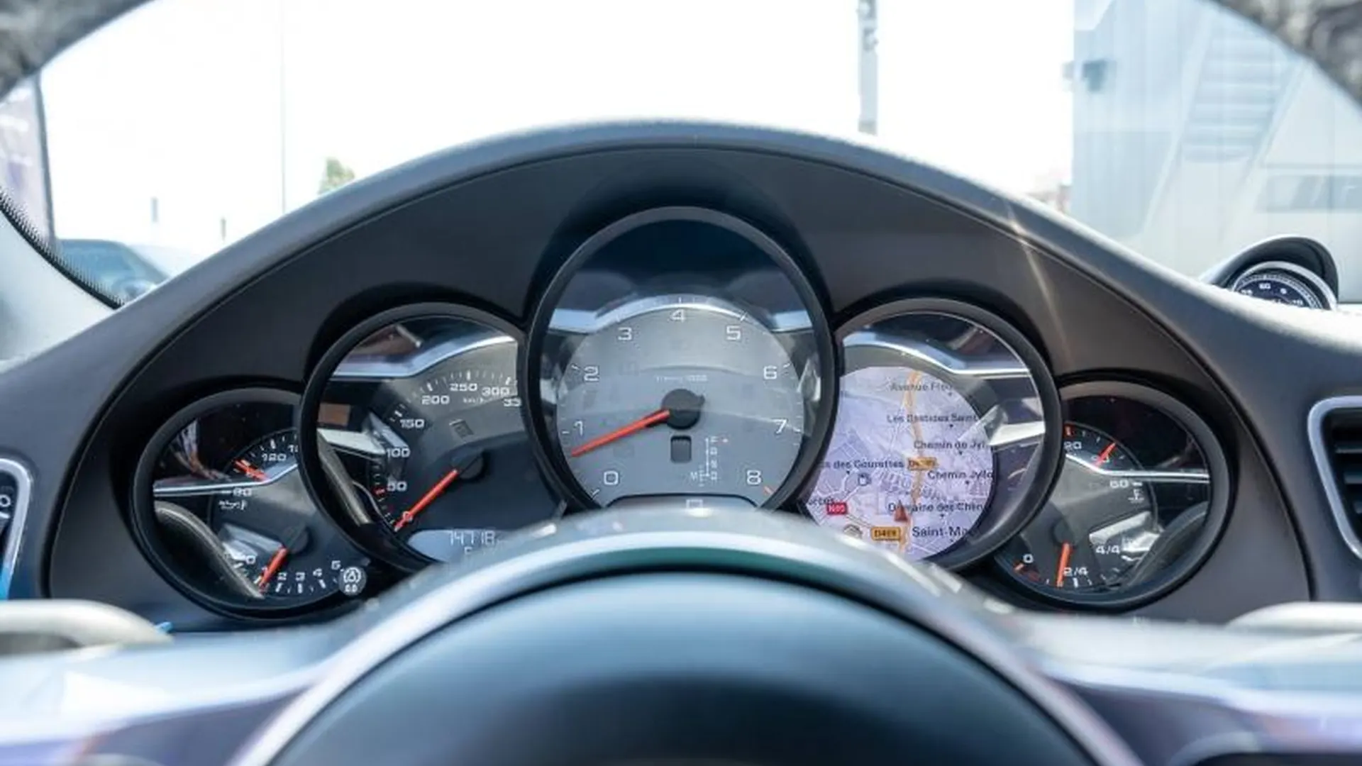 Porsche 991 — photo 21