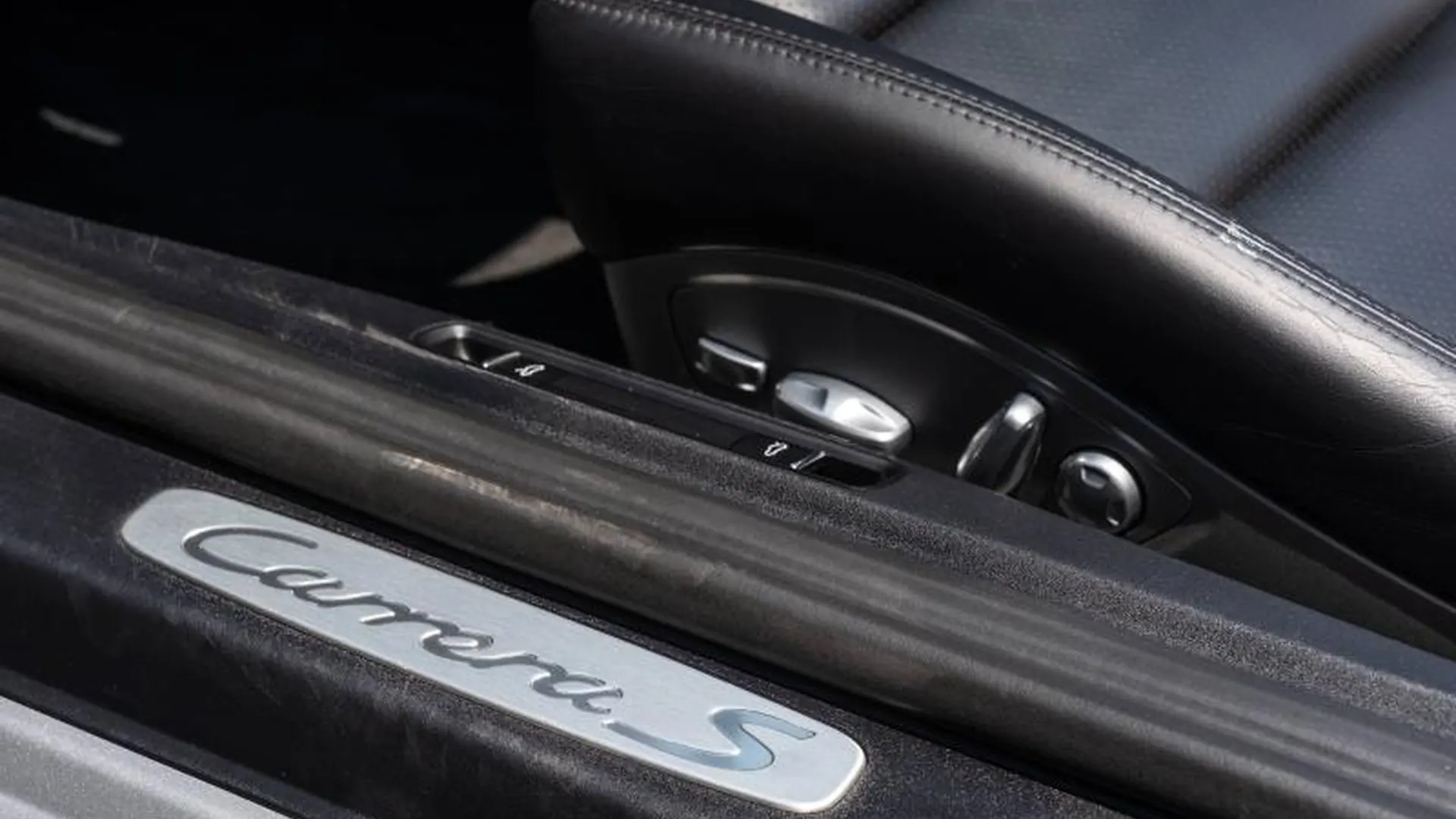 Porsche 991 — photo 20