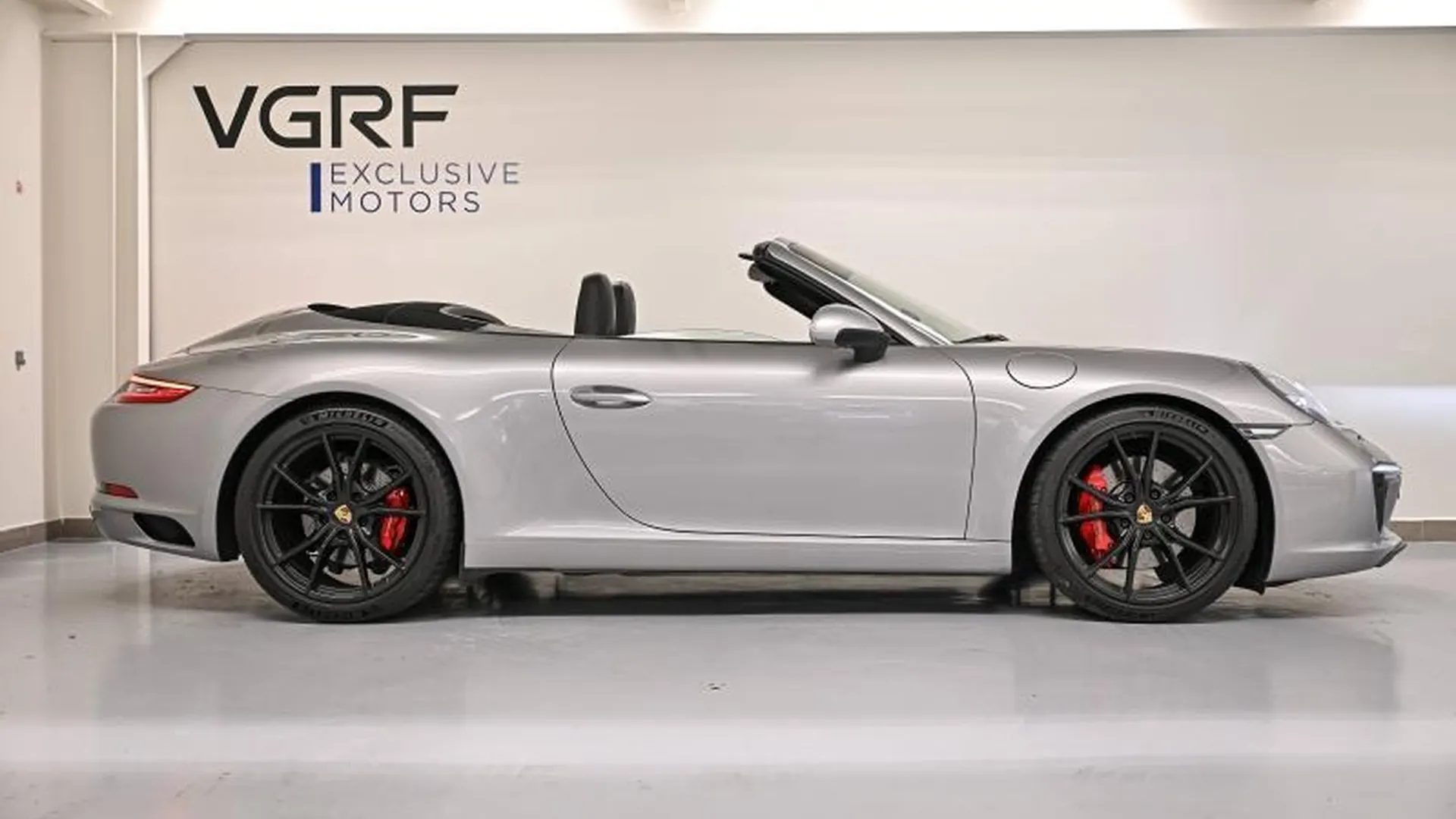 Porsche 911 Cabriolet — photo 3