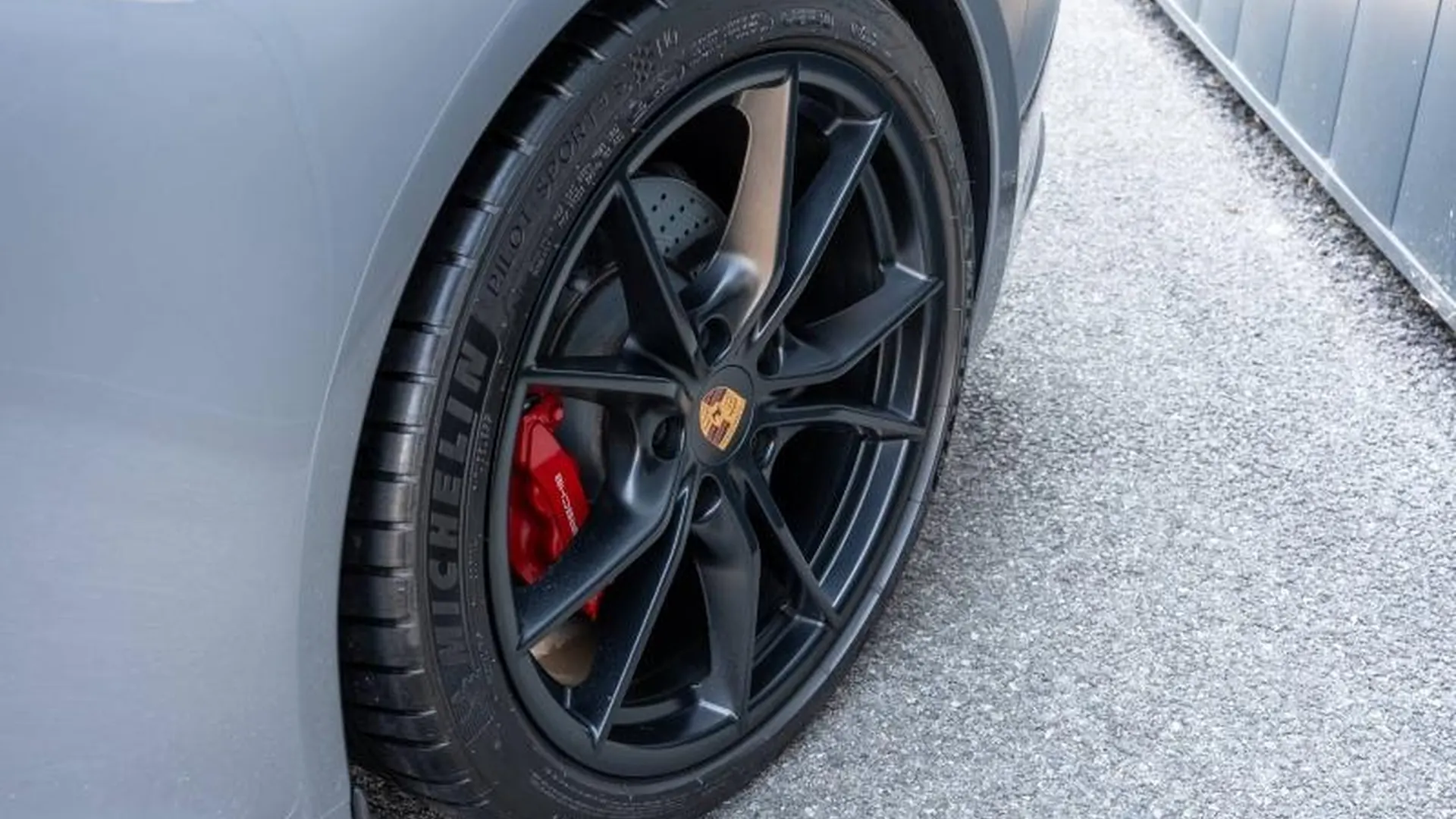 Porsche 991 — photo 12