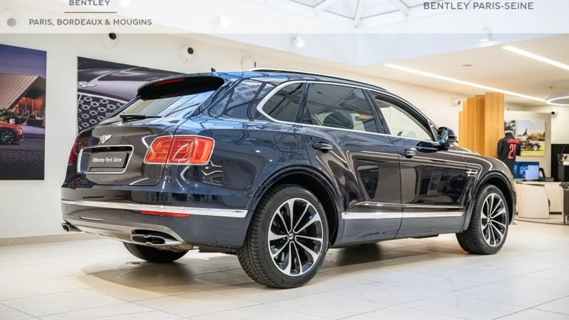 Bentley Bentayga — photo 3