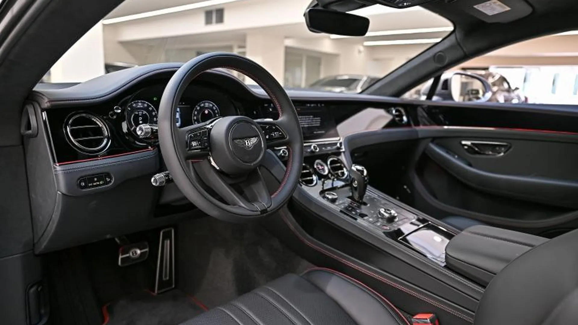 Bentley Continental — photo 23