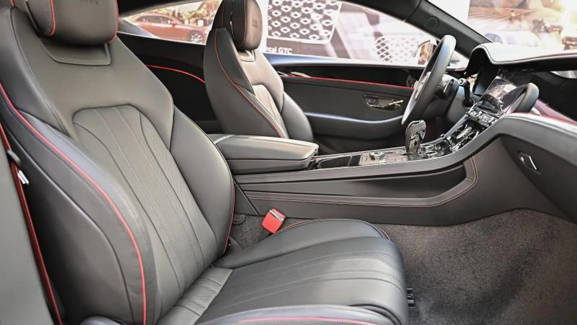 Bentley Continental — photo 17