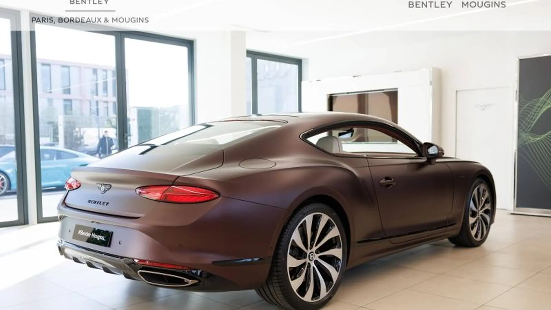 Bentley CONTINENTAL GT AZURE — photo 2