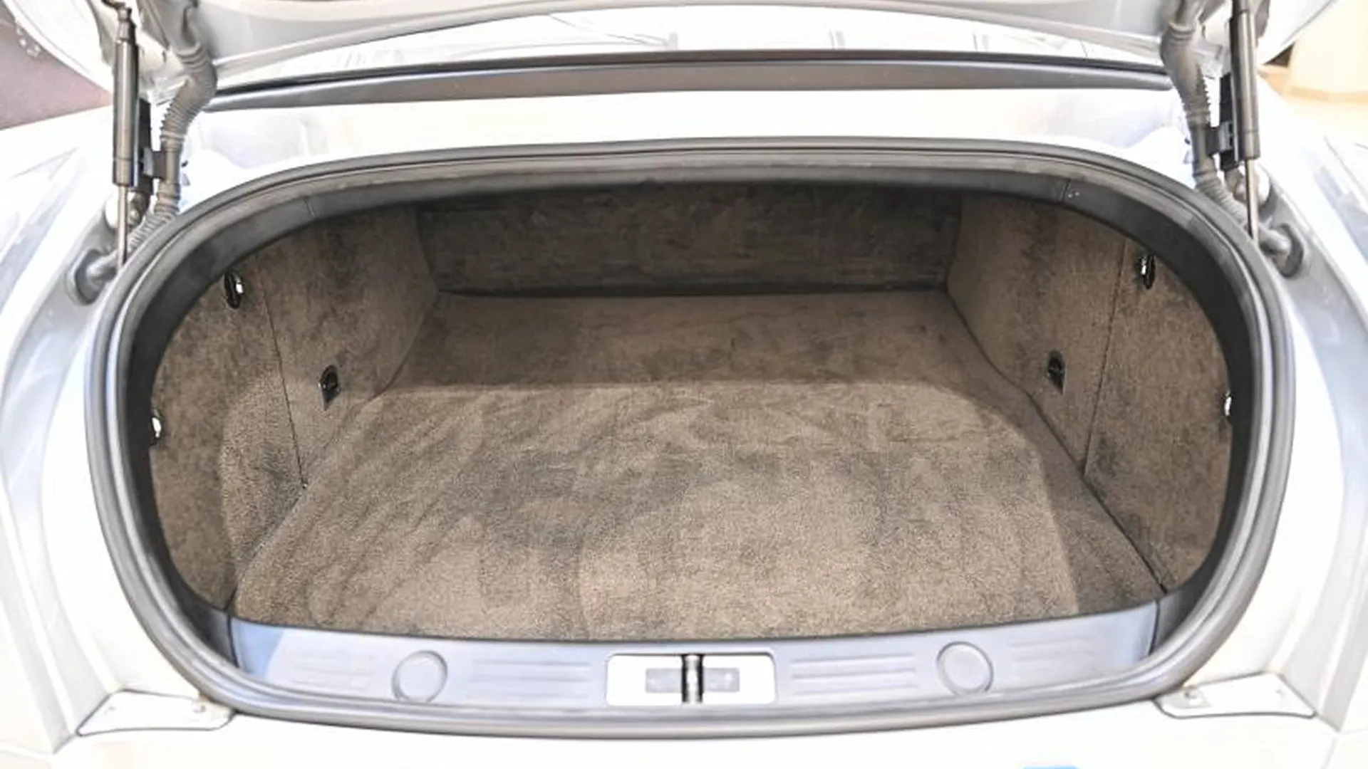 Bentley Continental GT — photo 34