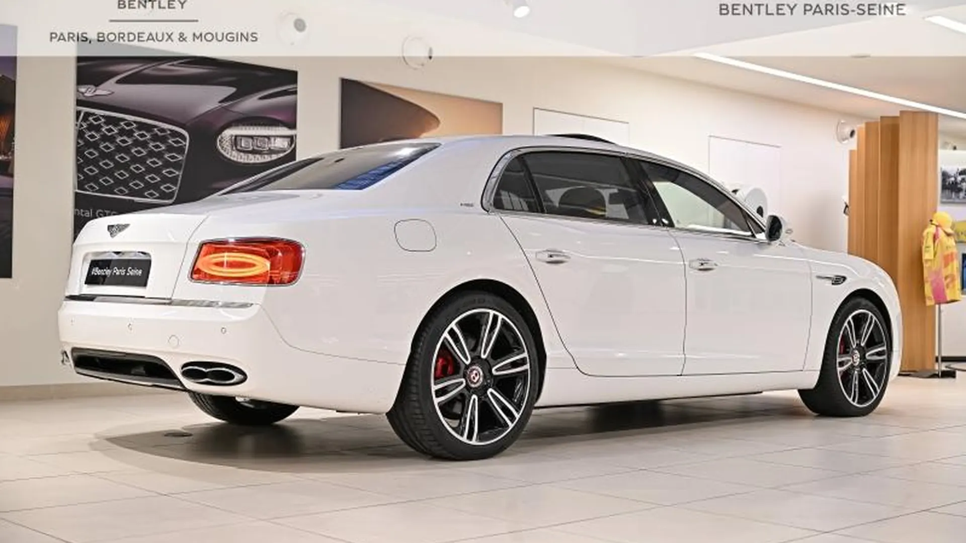 Bentley Flying Spur — photo 4
