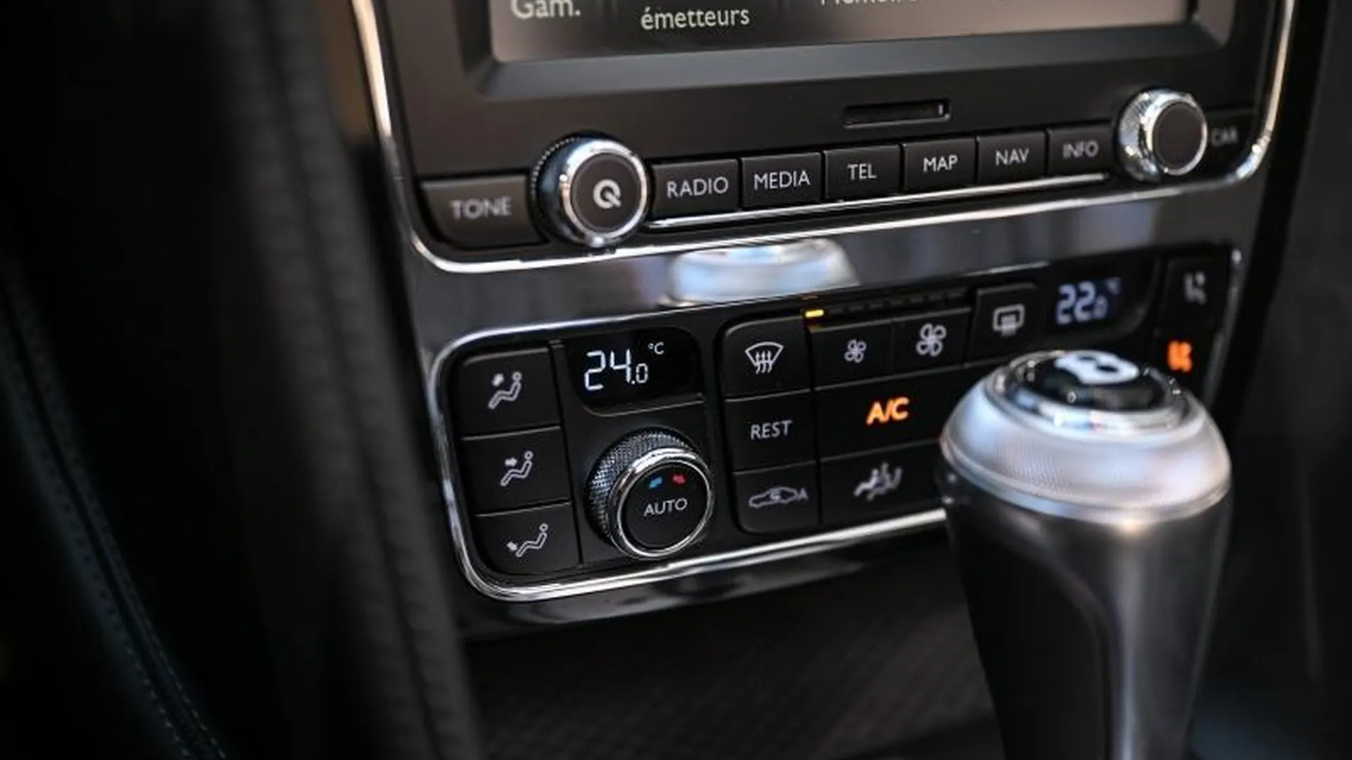 Bentley Continental GTC — photo 29