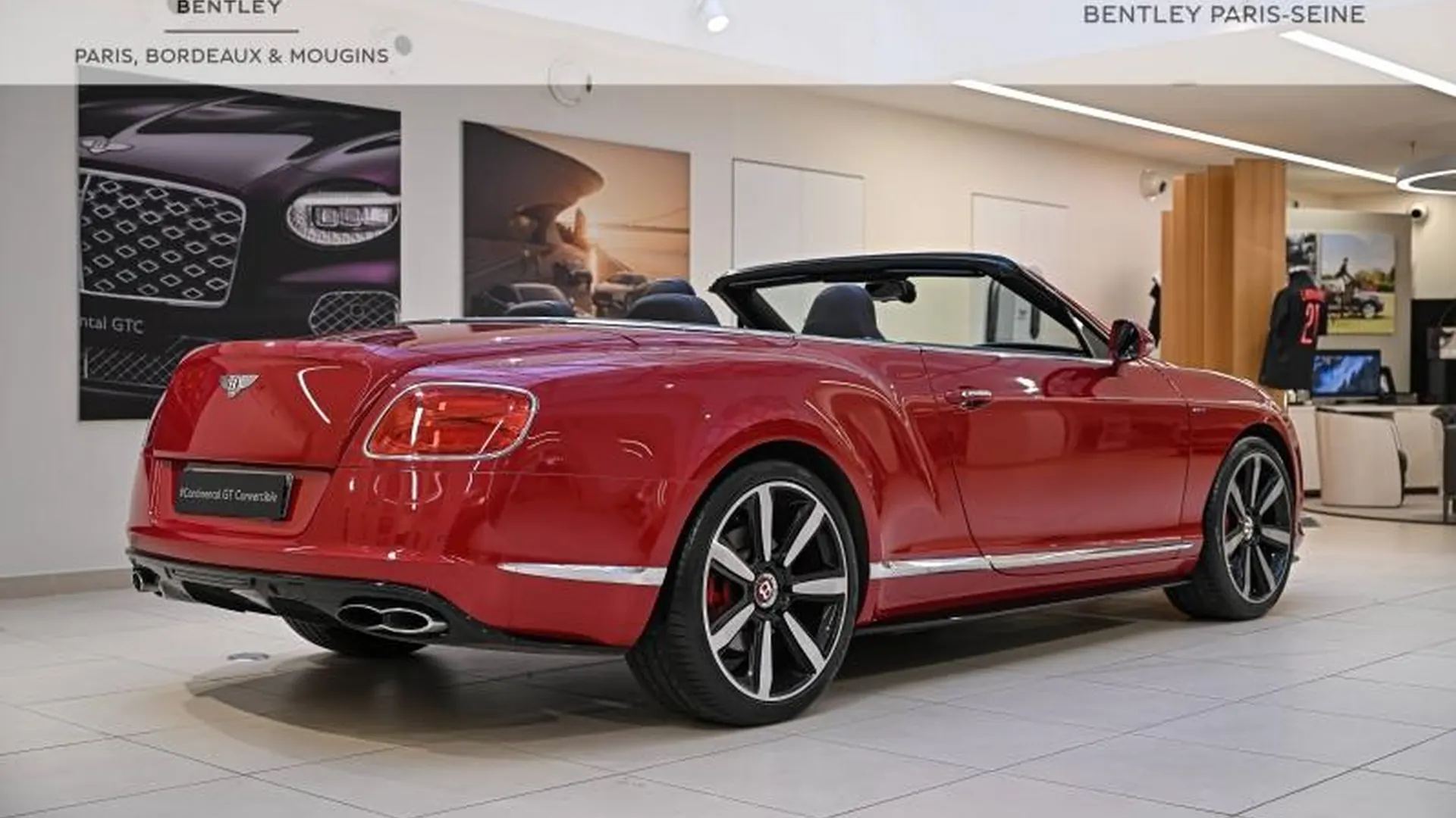 Bentley Continental GTC — photo 2