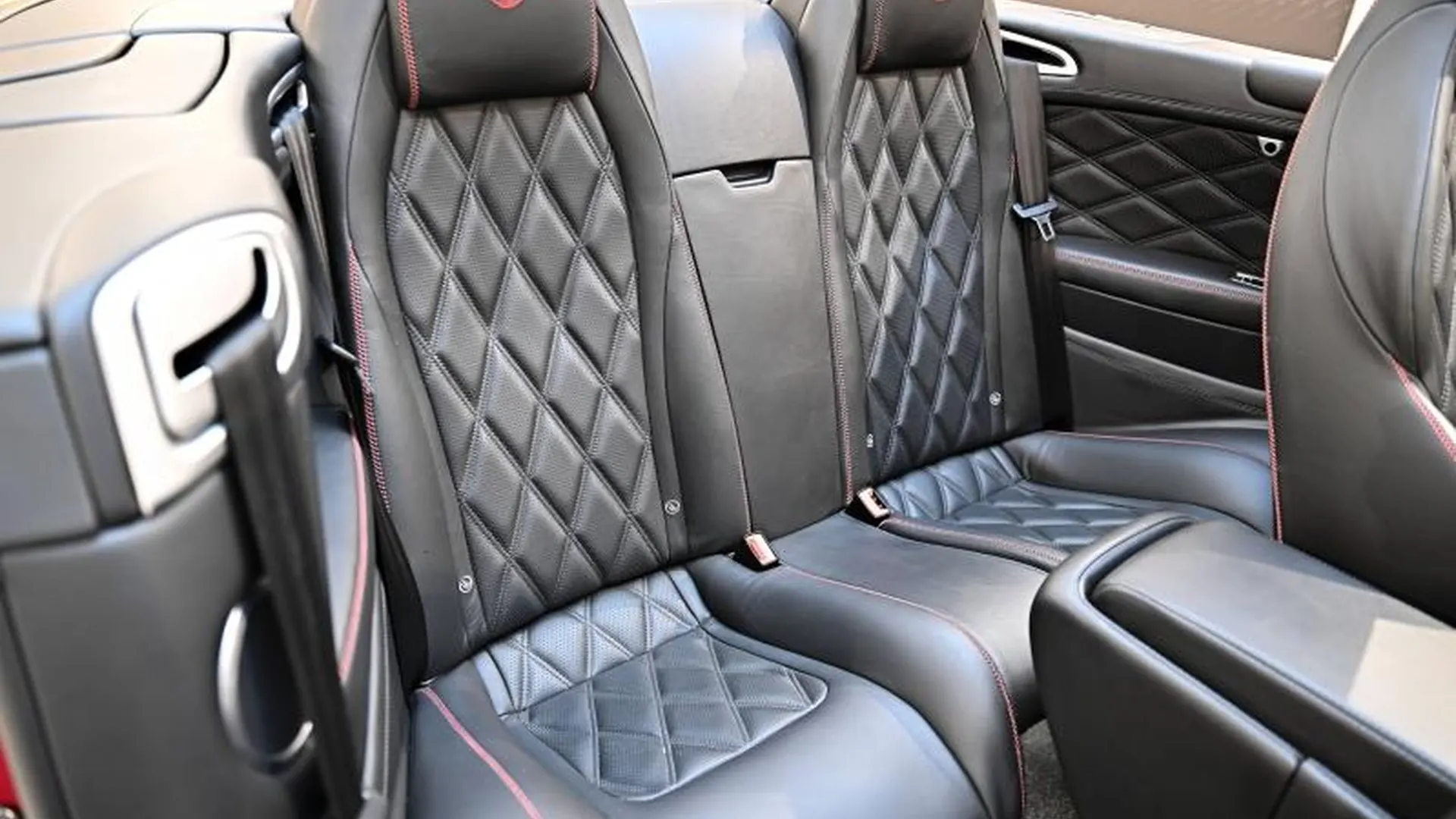 Bentley Continental GTC — photo 17