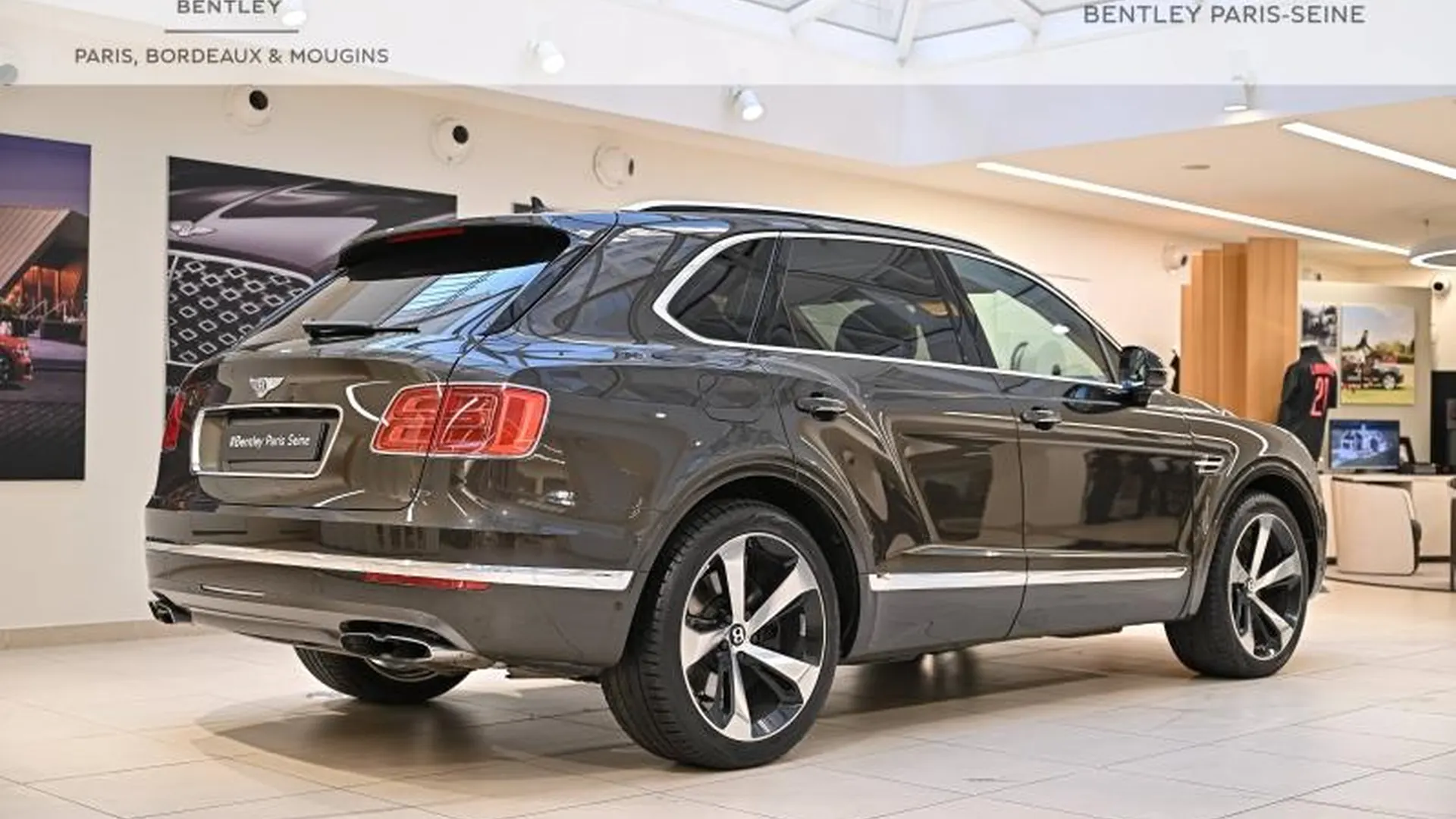 Bentley Bentayga — photo 7