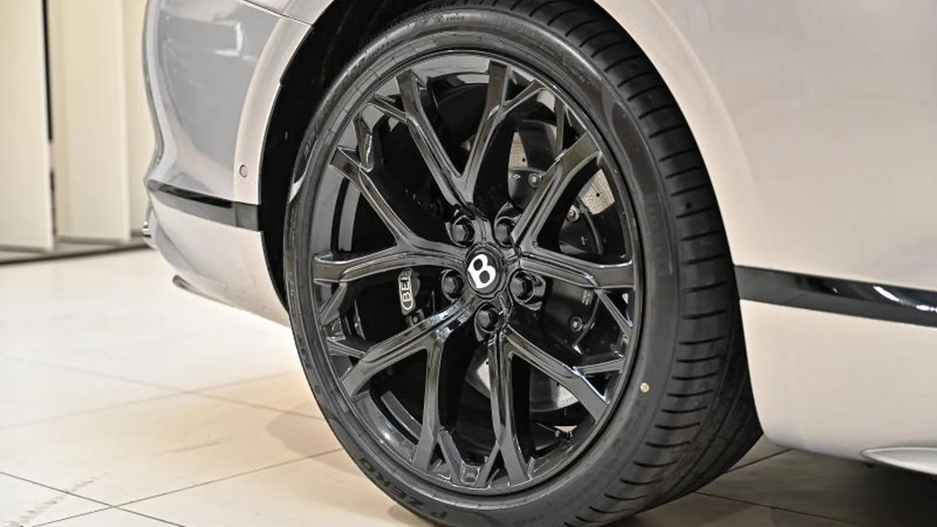 Bentley Continental — photo 14