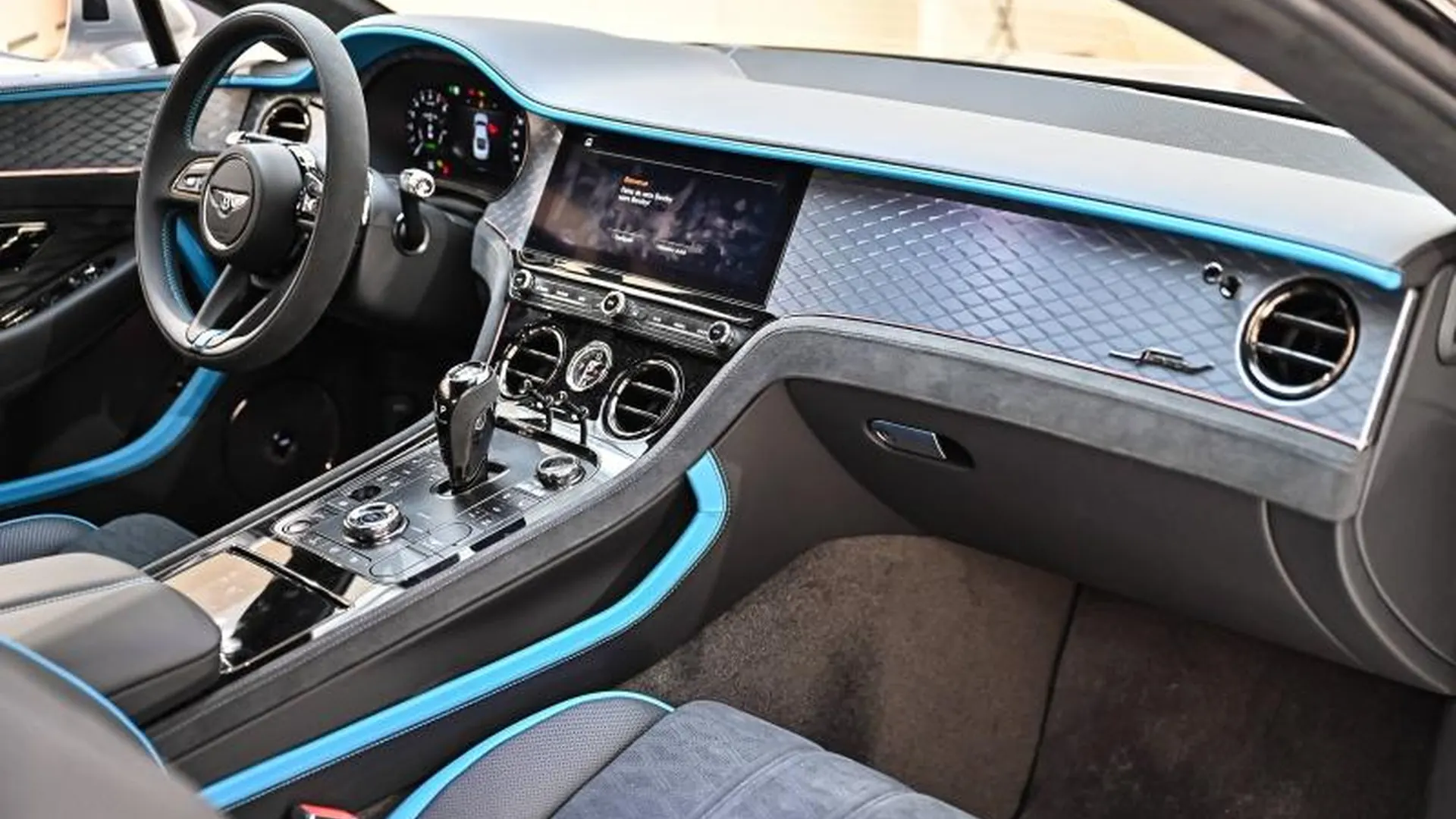 Bentley Continental — photo 16