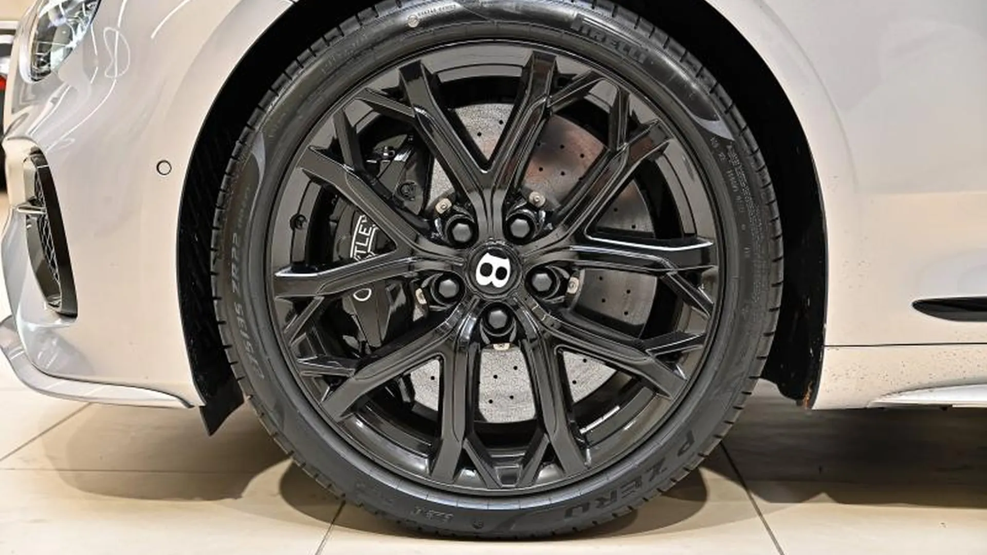 Bentley Continental — photo 12