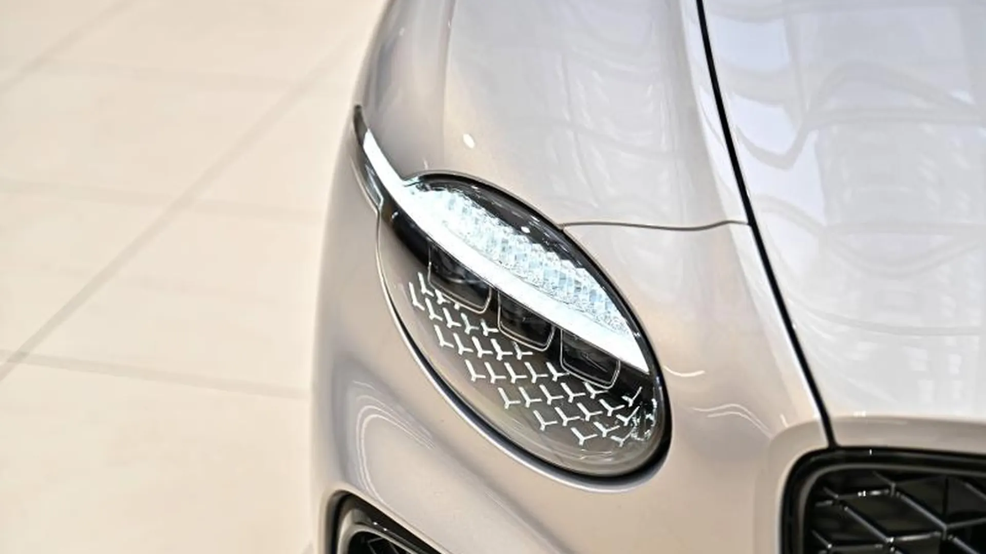 Bentley Continental — photo 6