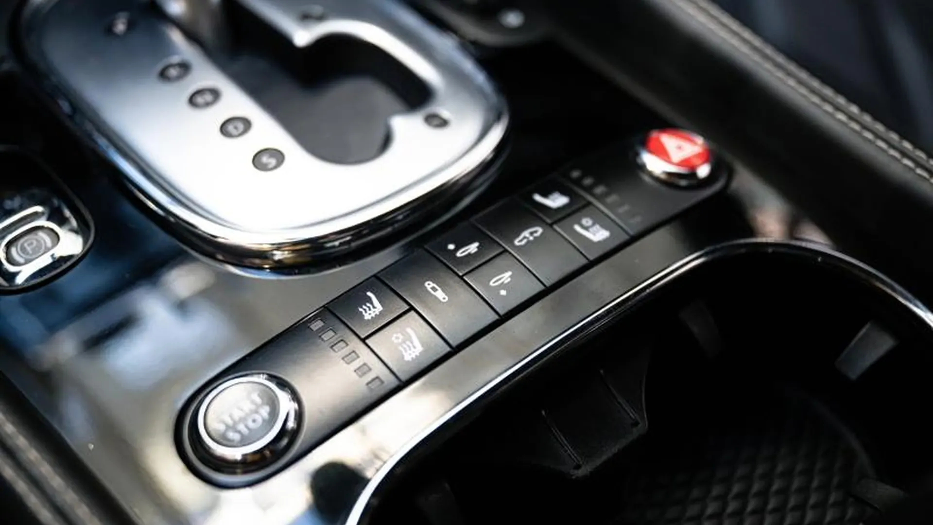 Bentley Continental GT — photo 31