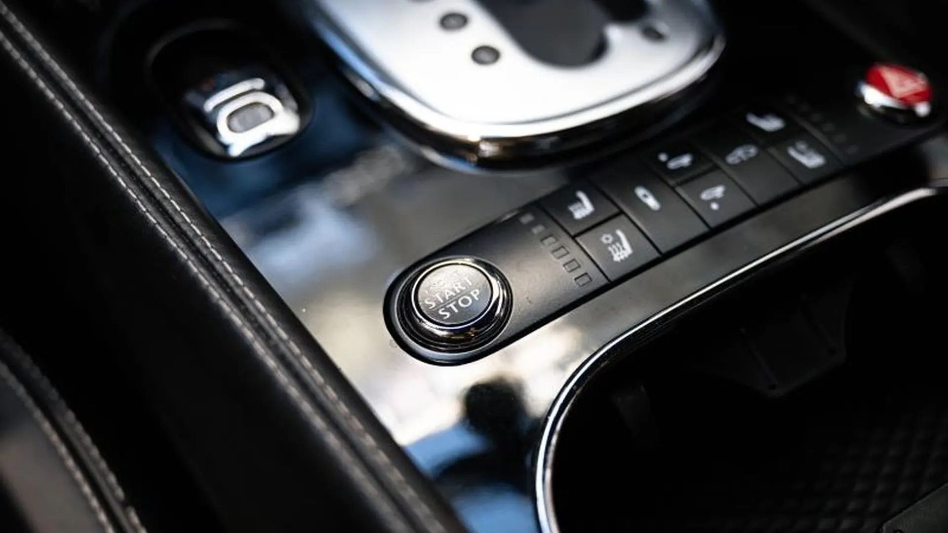 Bentley Continental GT — photo 30