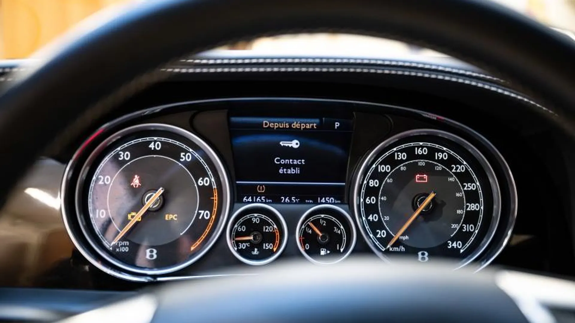 Bentley Continental GT — photo 25