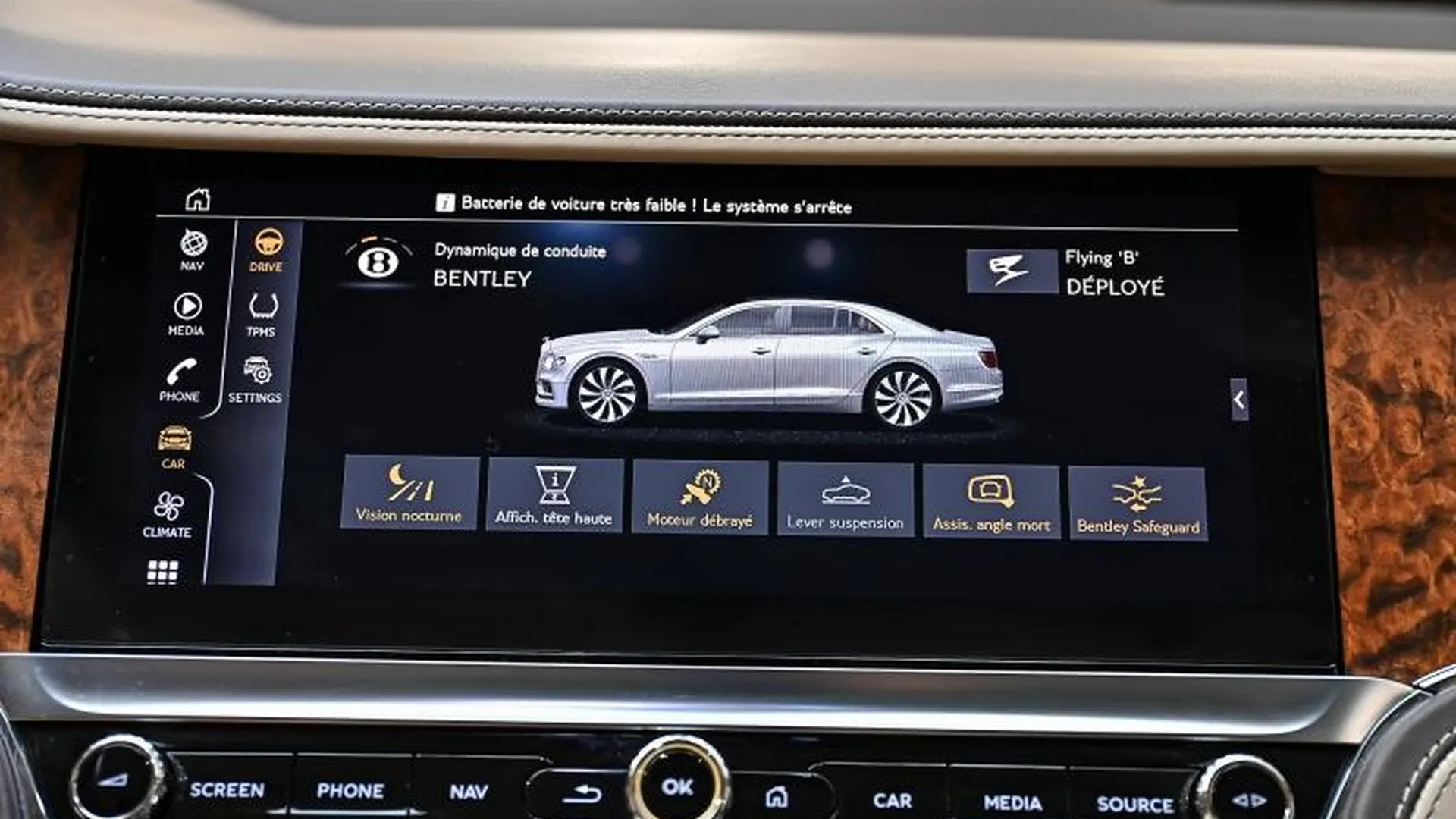 Bentley Flying Spur — photo 38