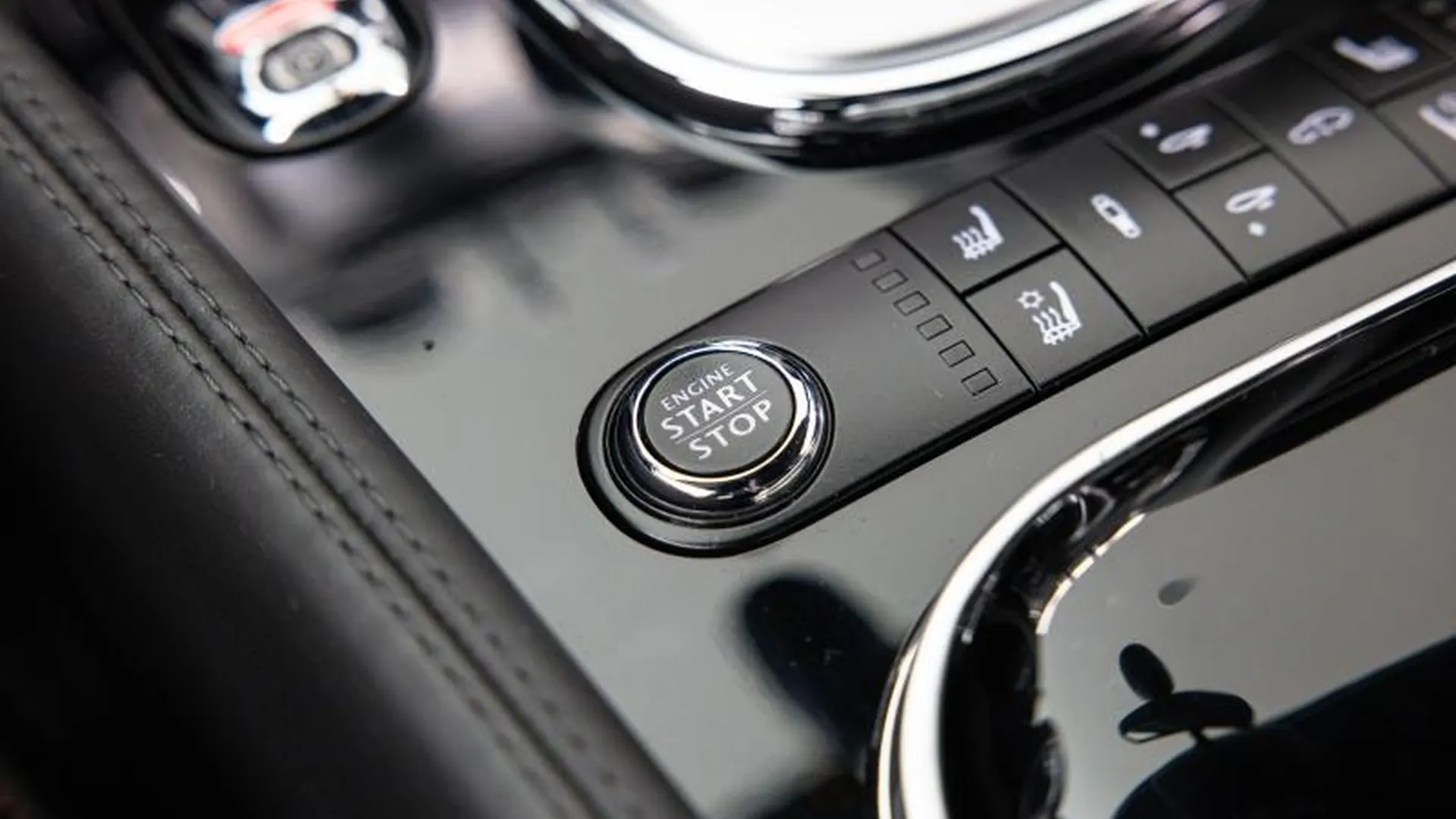 Bentley Continental GT — photo 30