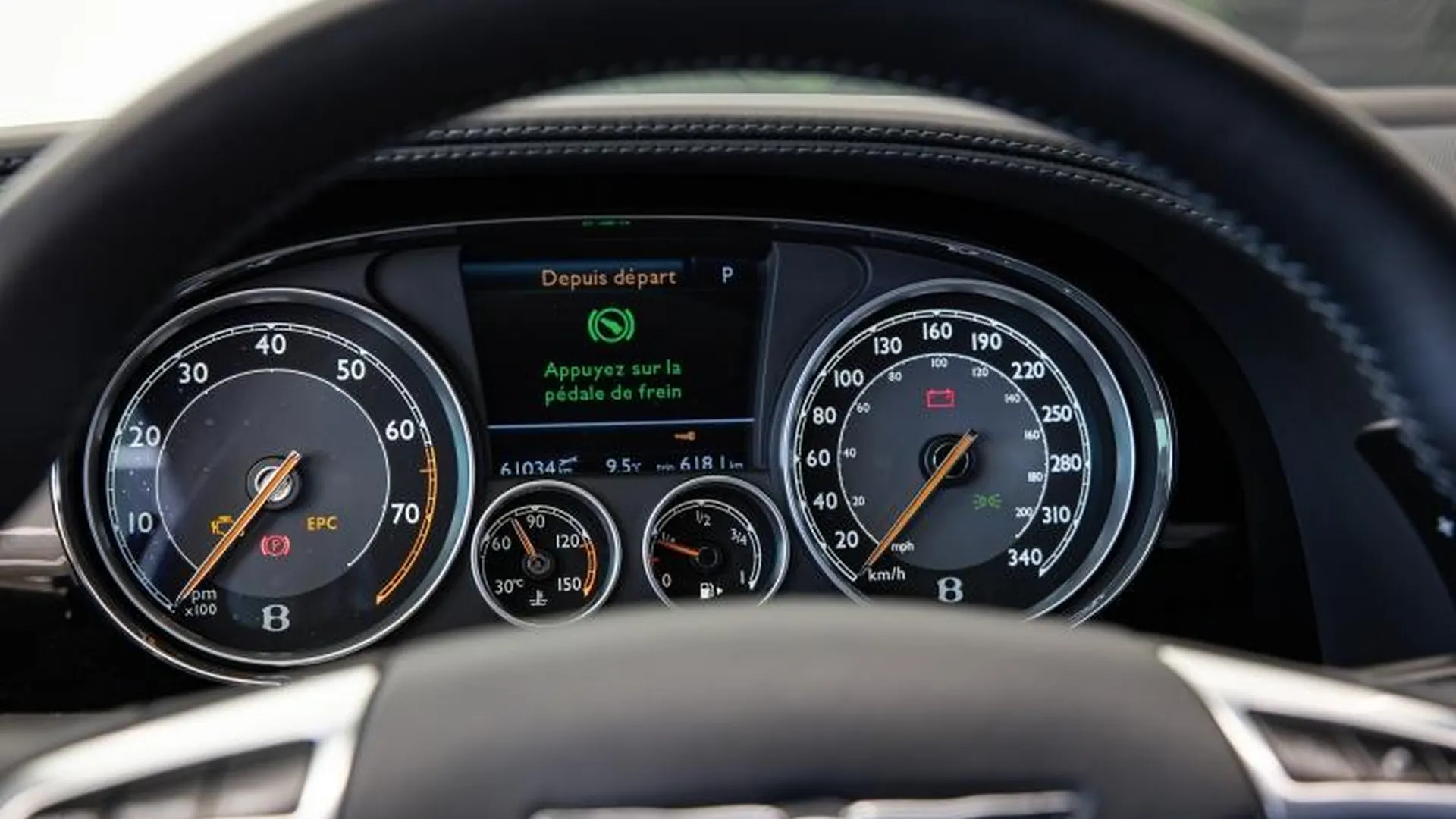 Bentley Continental GT — photo 26