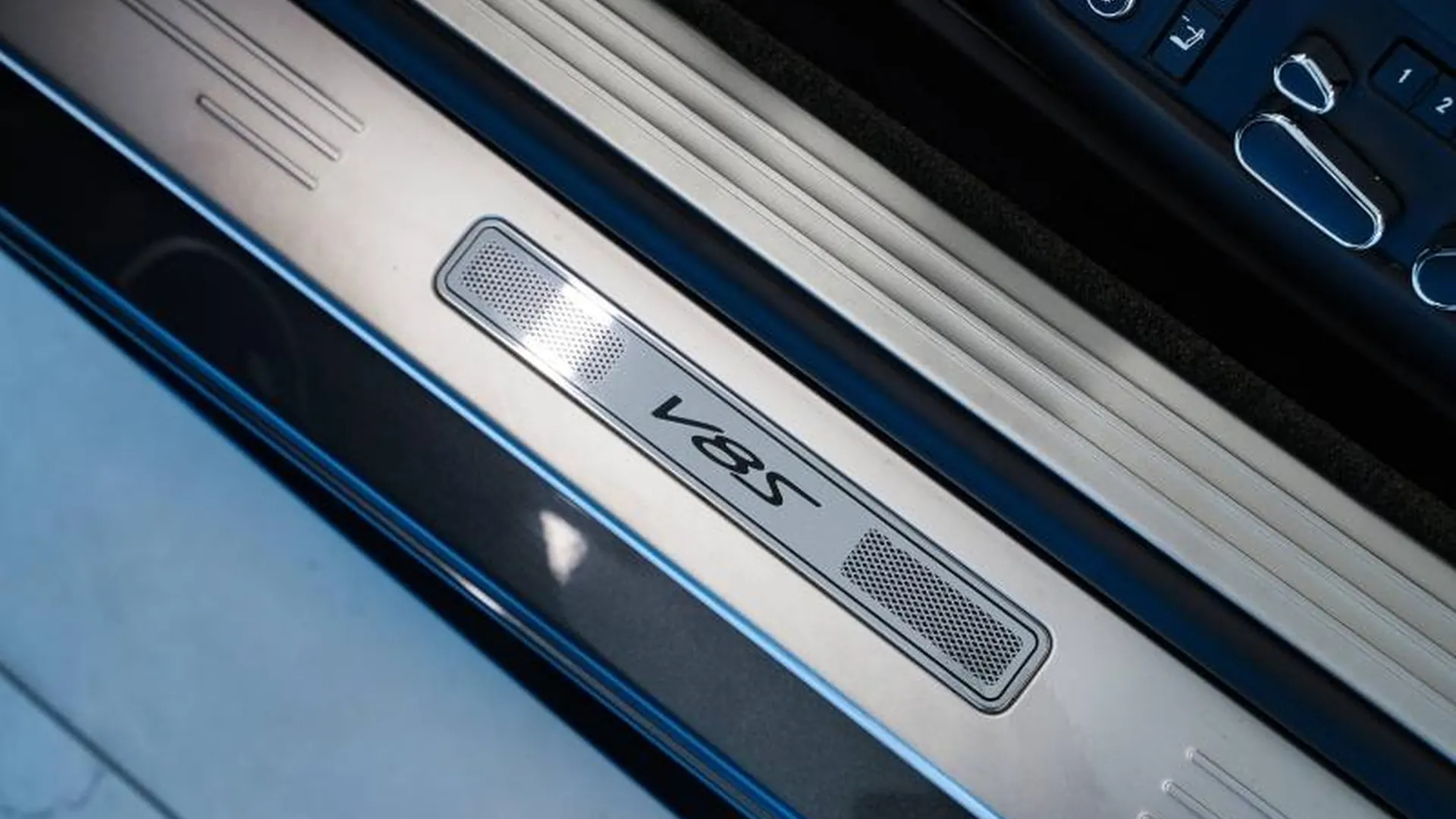 Bentley Continental GTC — photo 24