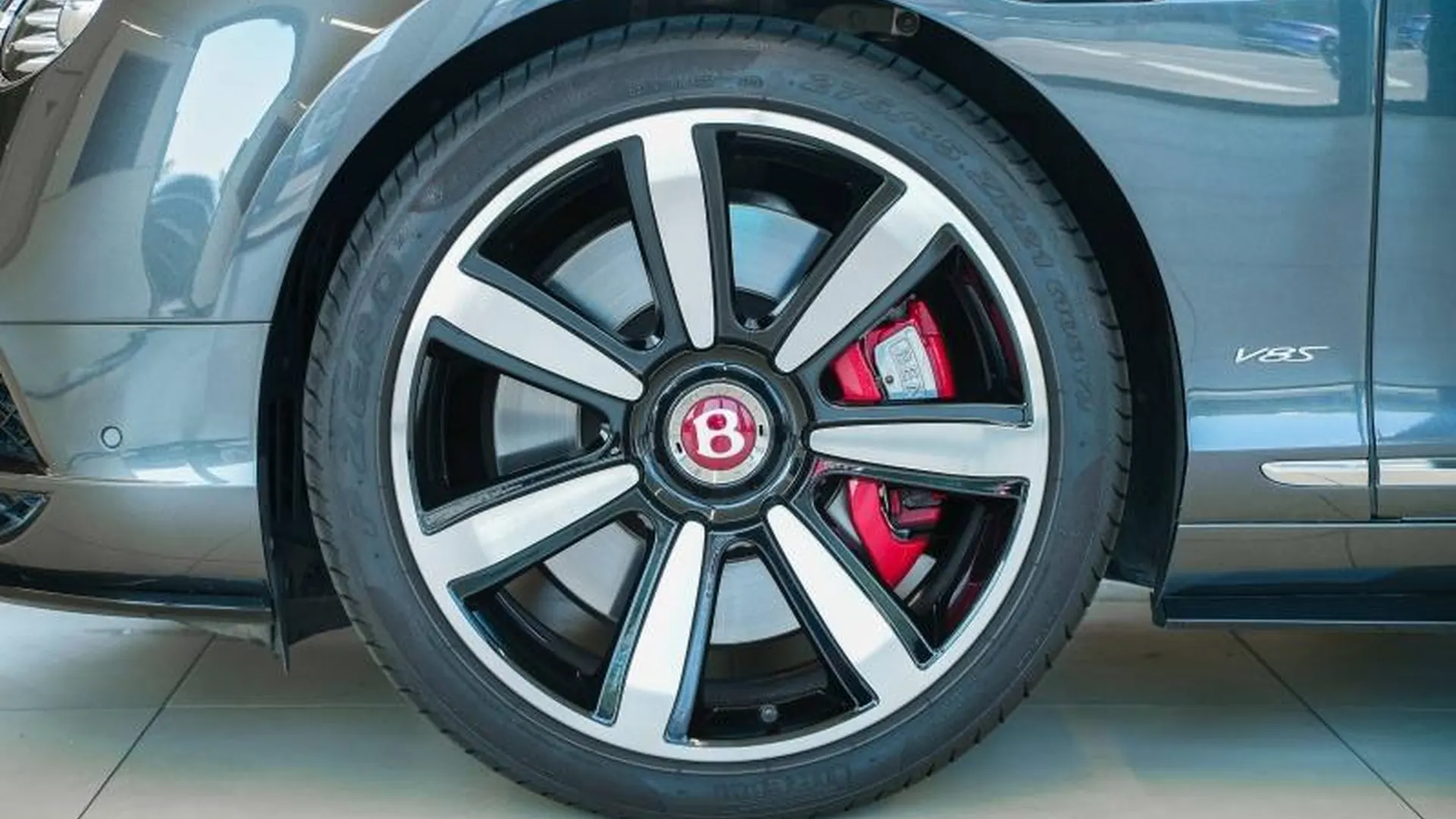 Bentley Continental GTC — photo 8