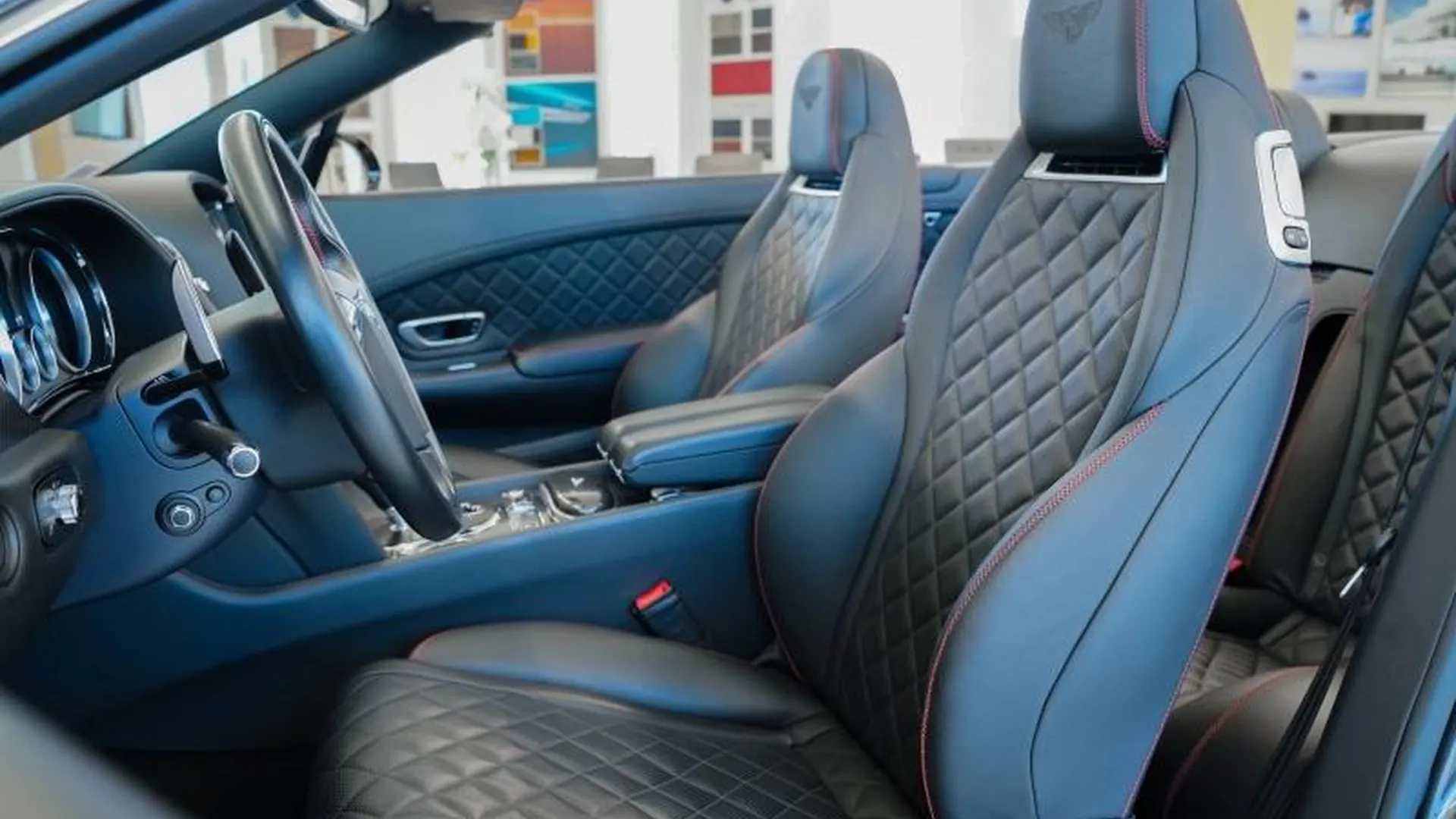 Bentley Continental GTC — photo 35