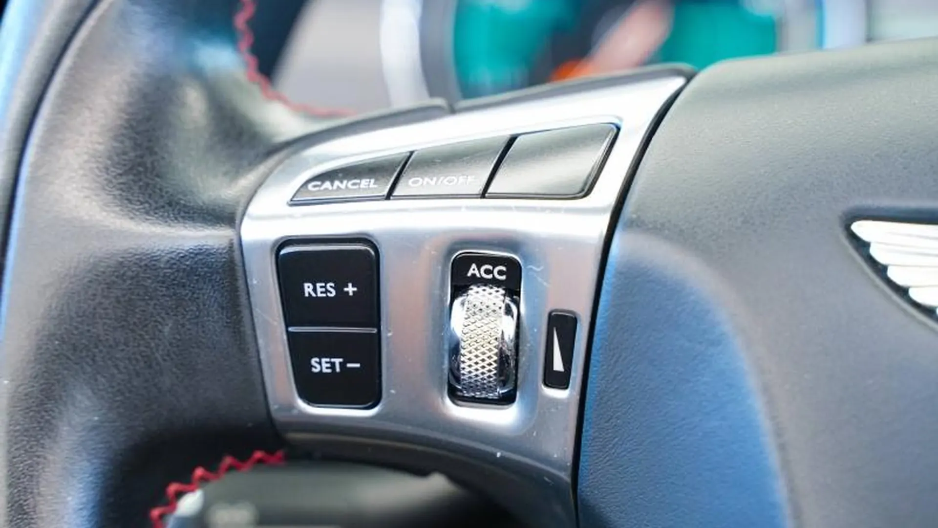 Bentley Continental GTC — photo 29