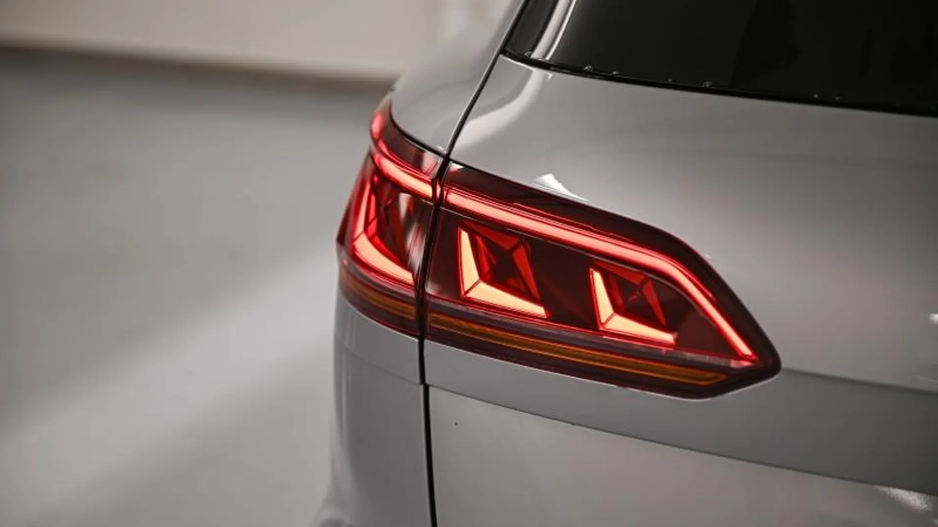 Volkswagen TOUAREG — photo 6