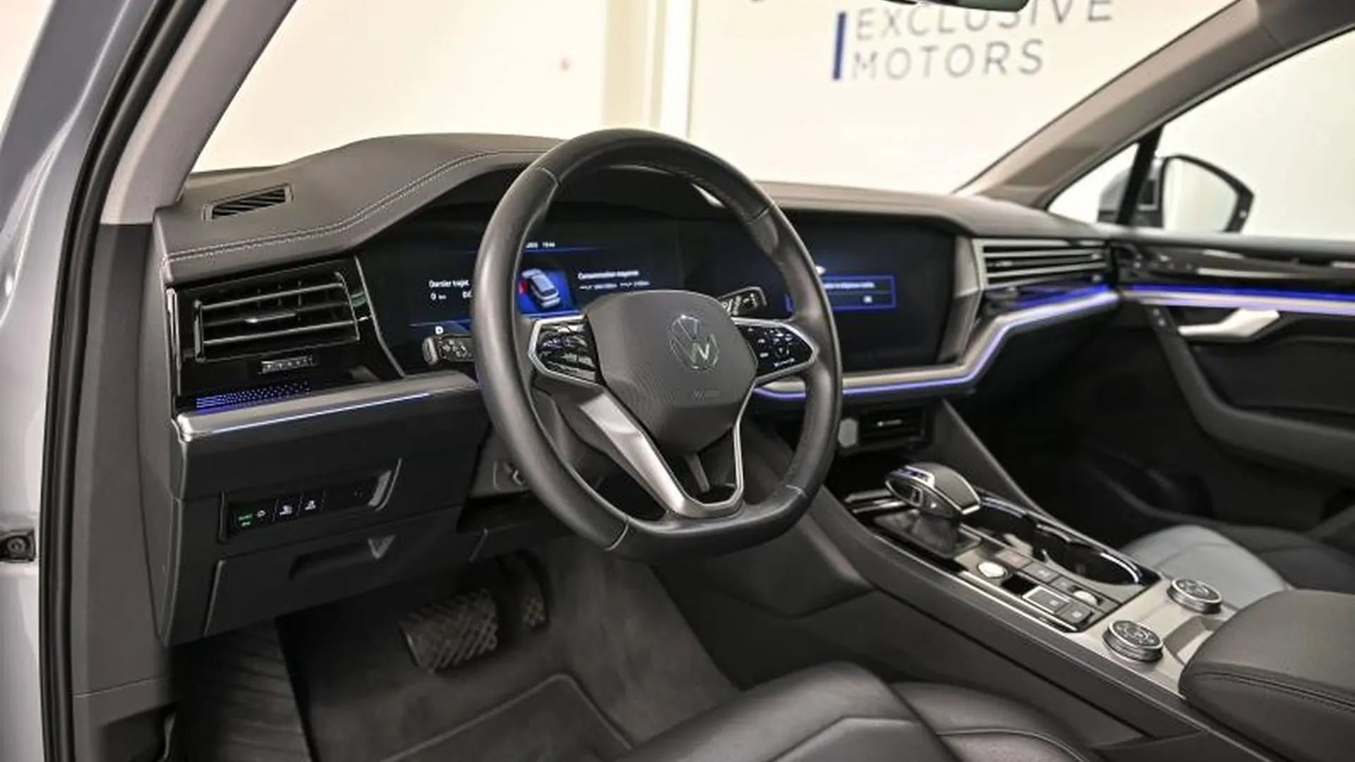 Volkswagen TOUAREG — photo 9