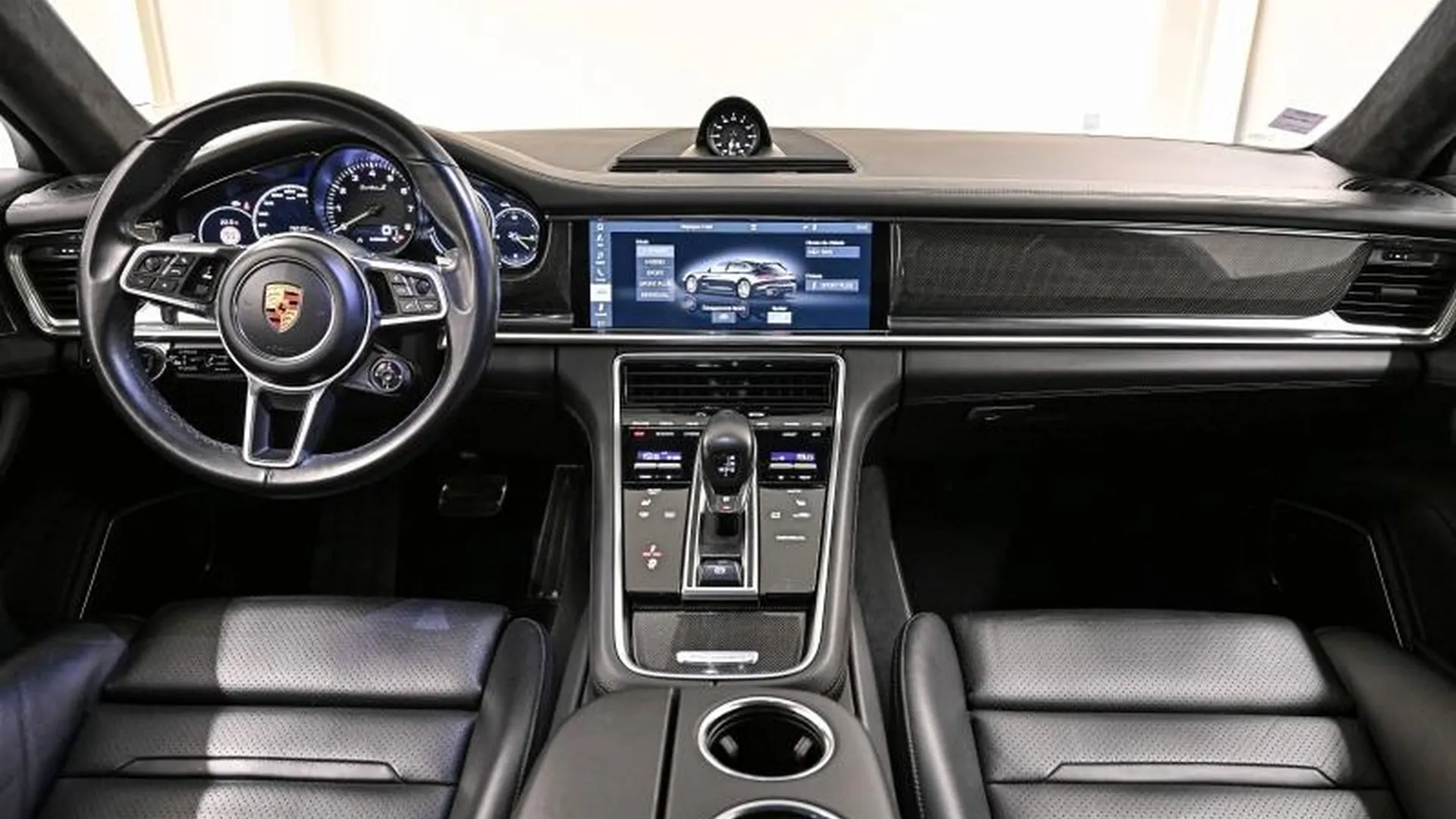 Porsche Panamera Spt Turismo — photo 25